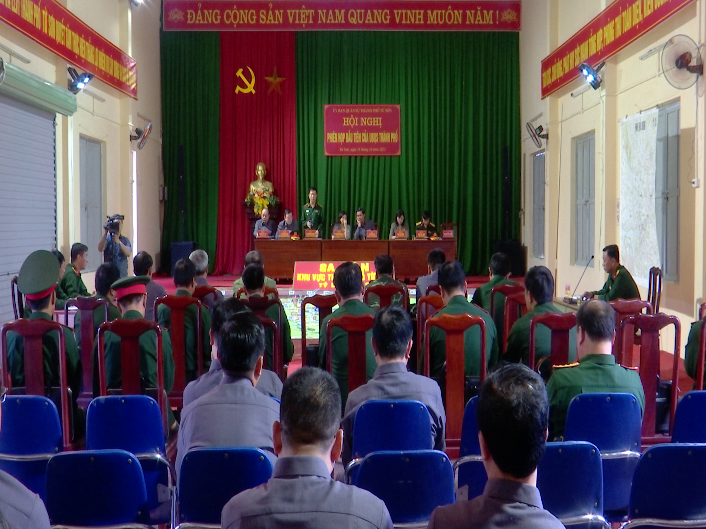 Tổng duyệt diễn tập khu vực phòng thủ thành phố Từ Sơn năm 2022