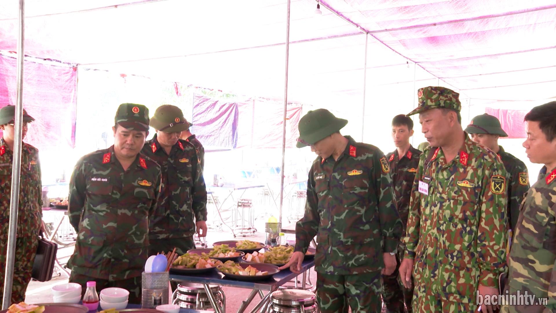 Bộ Chỉ huy Quân sự tỉnh kiểm tra huấn luyện chuẩn bị diễn tập khu vực phòng thủ