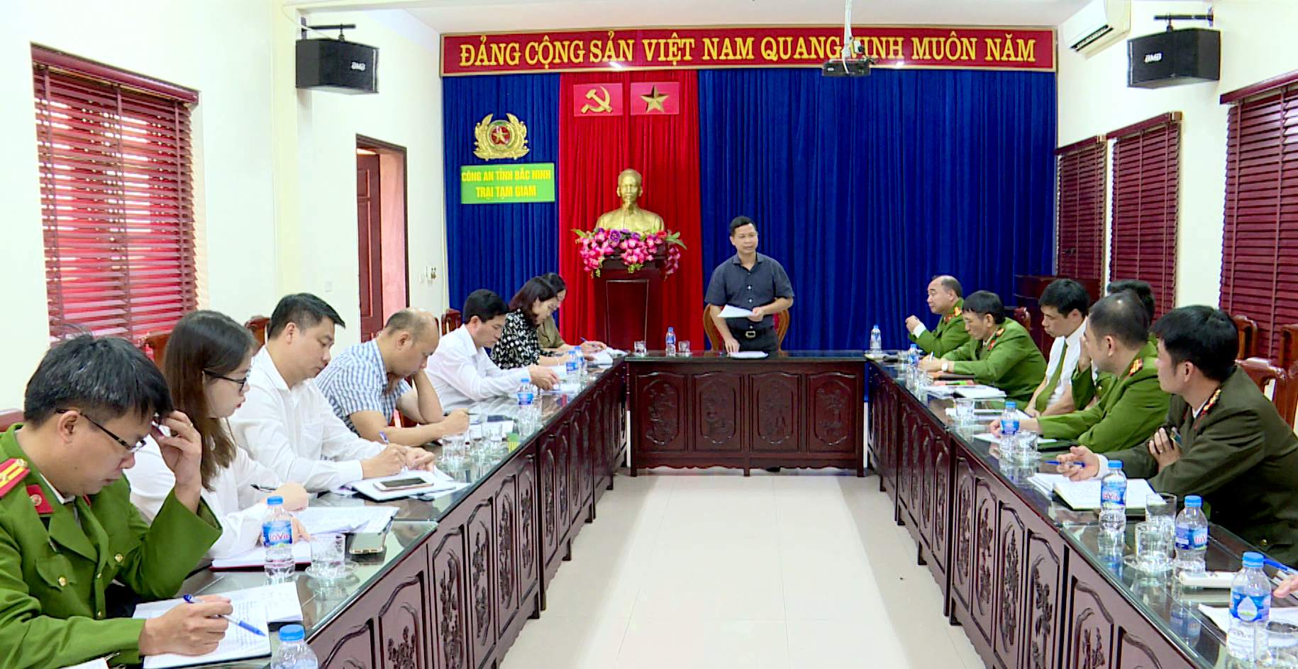 Giám sát công tác tạm giam, tạm giữ, quản lý và cải tạo phạm nhân tại Trại tạm giam Công an tỉnh
