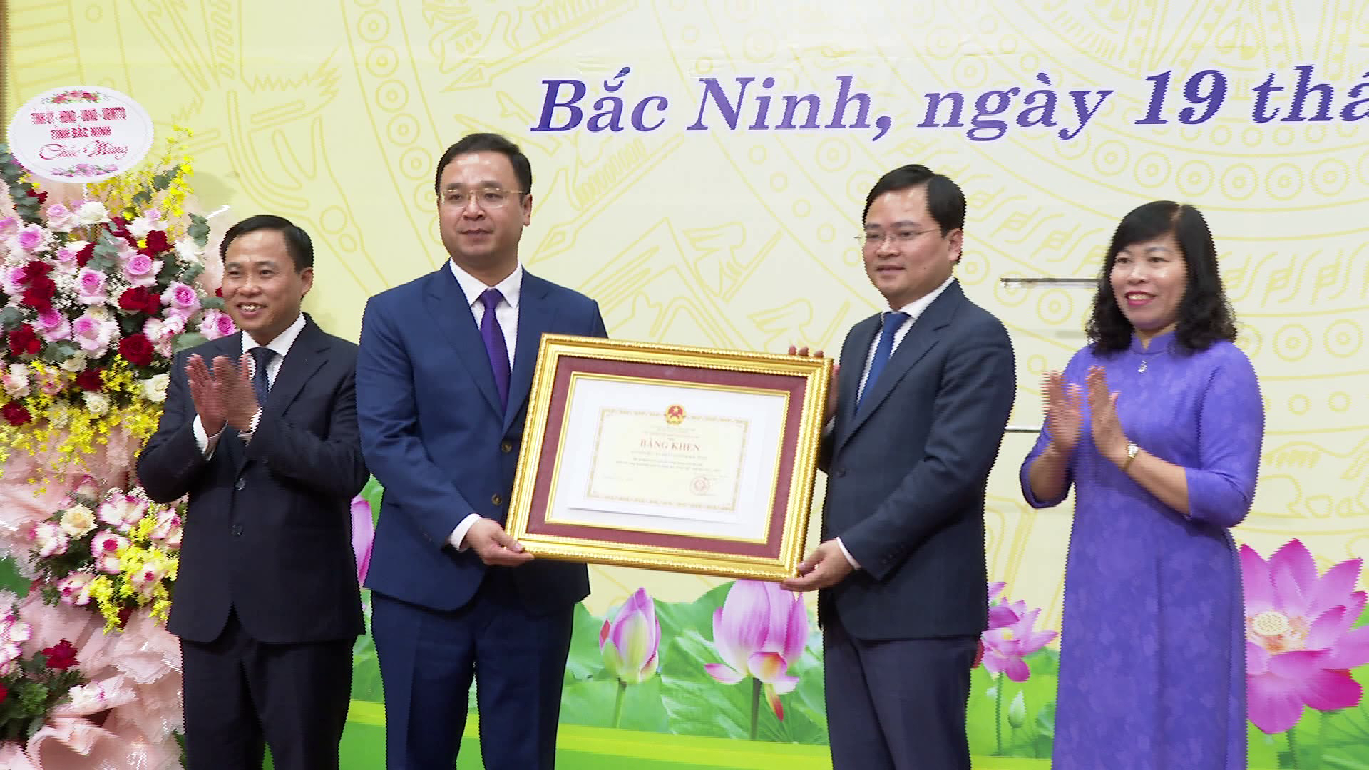 Ngành Giáo dục và Đào tạo Bắc Ninh mít tinh kỷ niệm ngày Nhà giáo Việt Nam 20/11