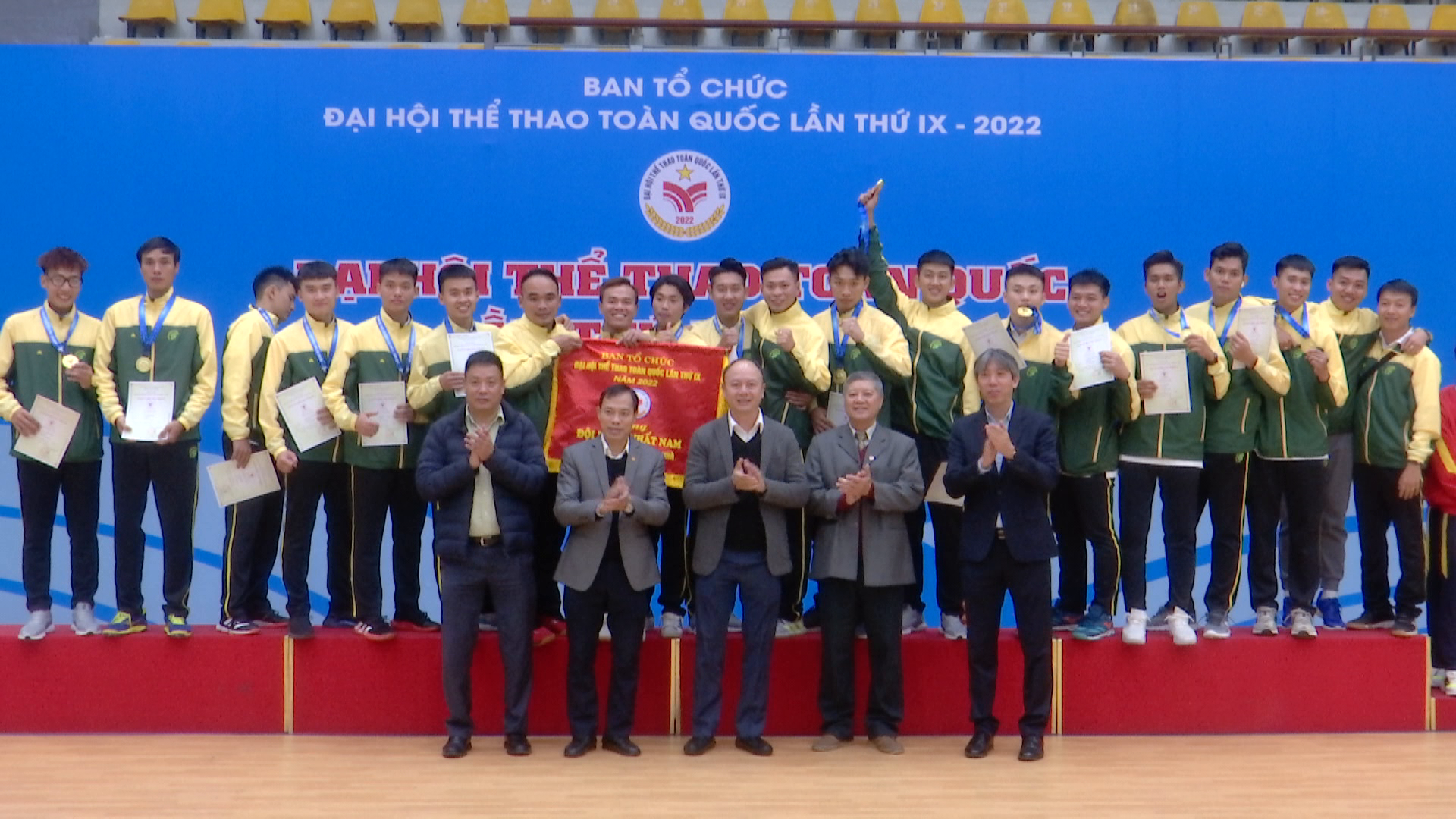 Chung kết và trao giải môn bóng ném trong nhà