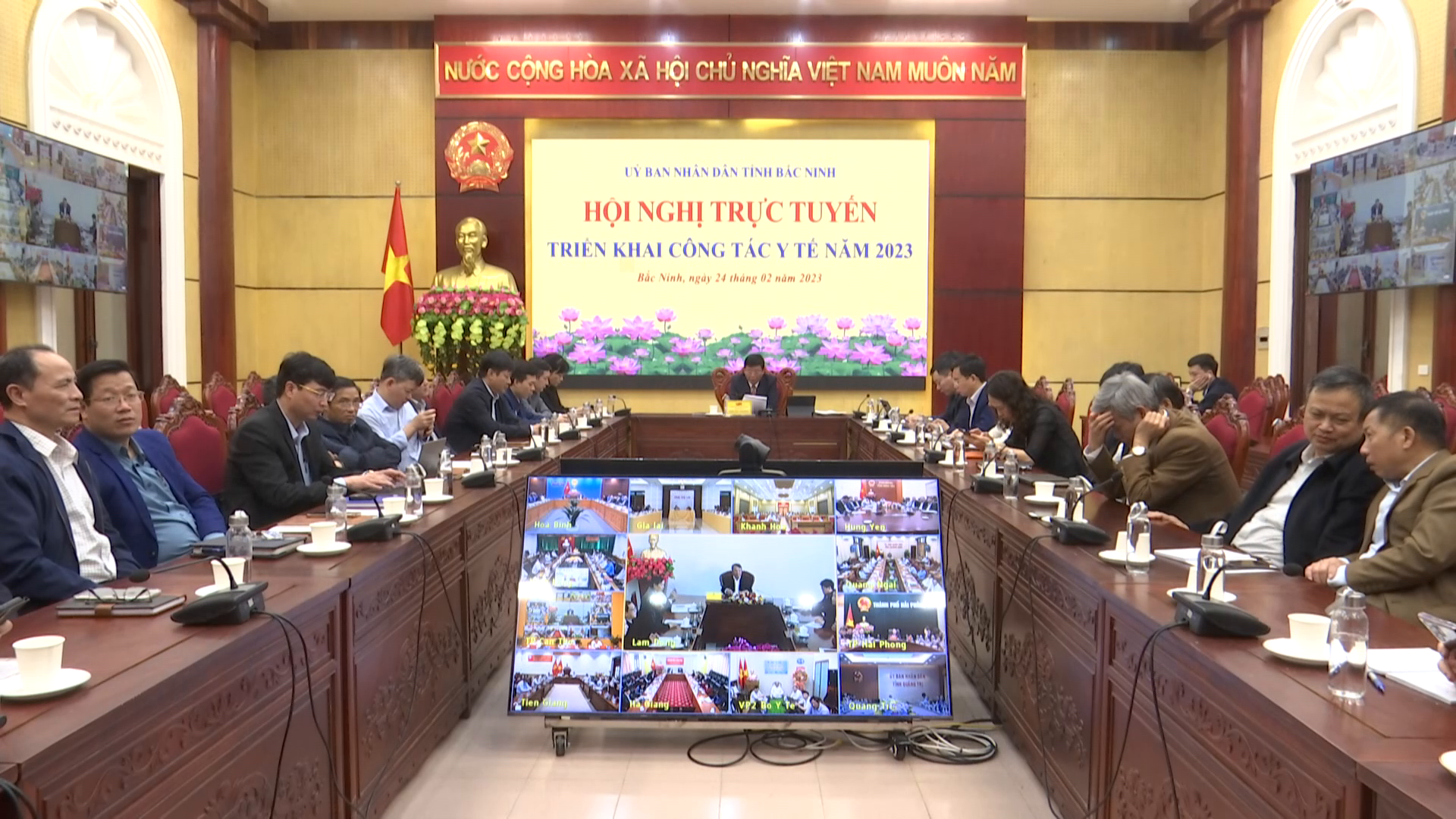 Hội nghị trực tuyến toàn quốc triển khai công tác y tế năm 2023