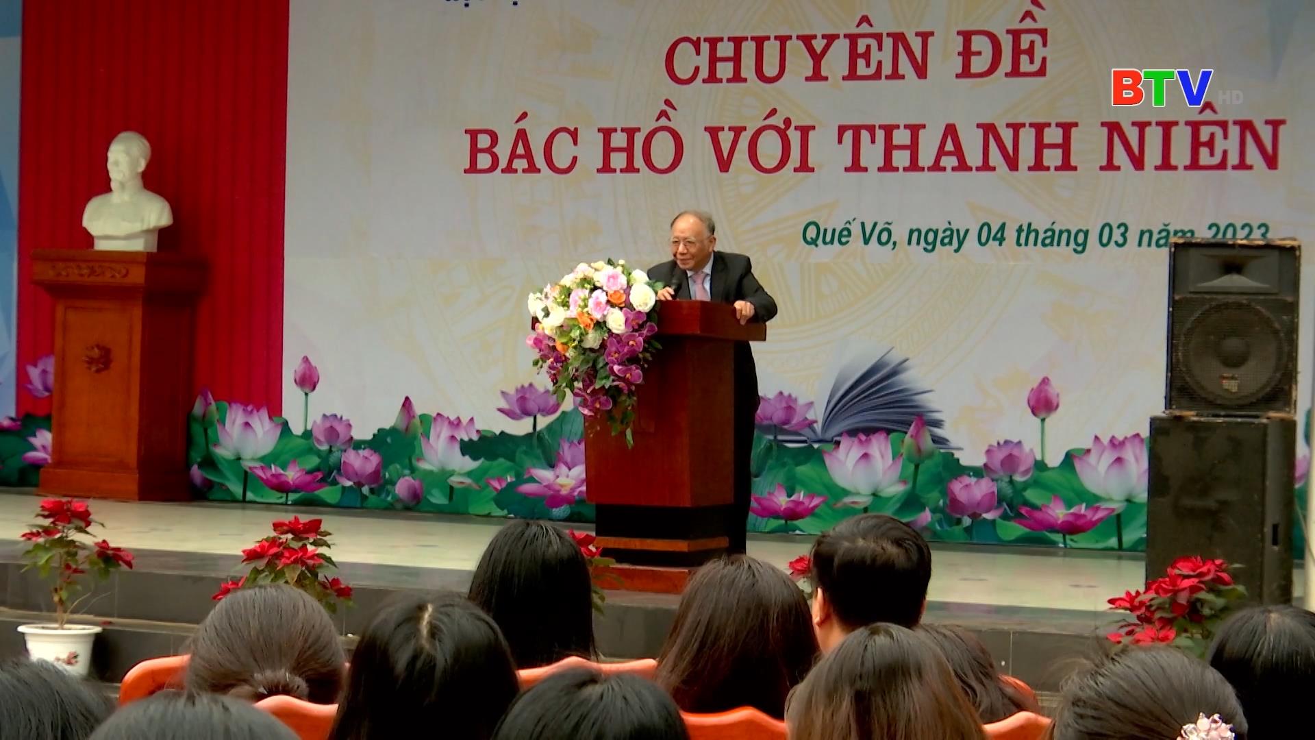 TUỔI TRẺ TRƯỜNG THPT QUẾ VÕ 1 HỌC VÀ LÀM THEO LỜI BÁC