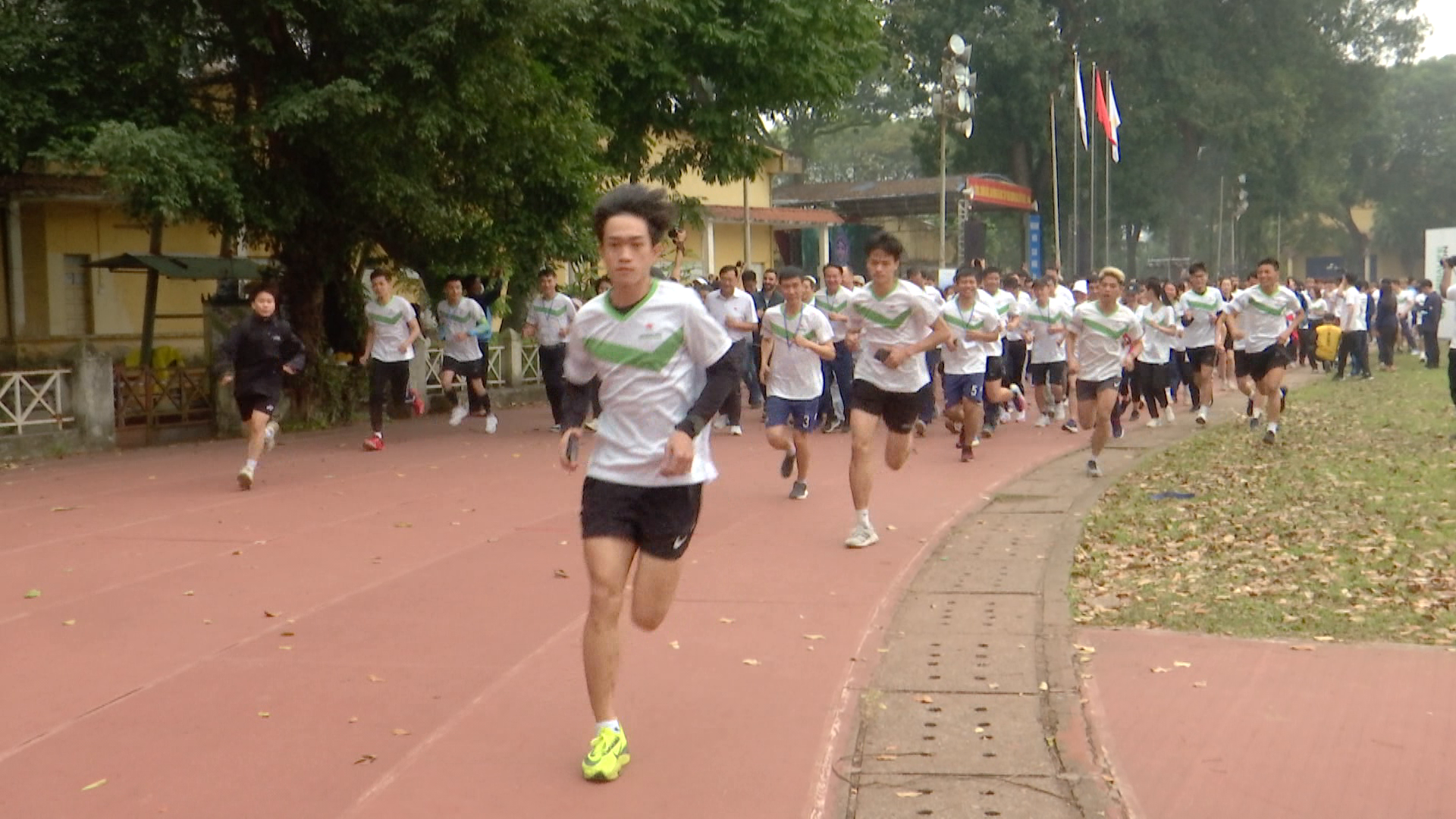 Gần 1.500 người tham gia chạy hưởng ứng ASIAD 19