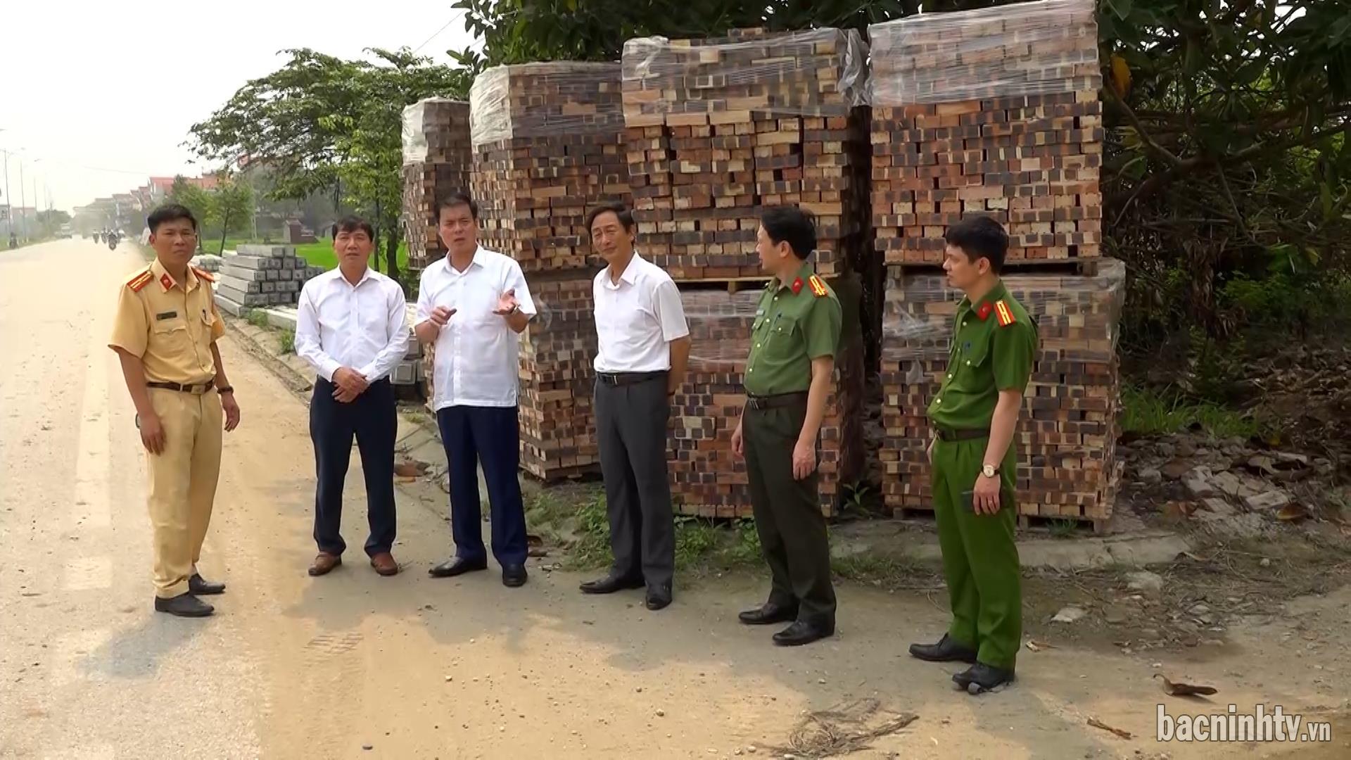 Lương Tài kiểm tra tình trạng lấn chiếm, vi phạm trật tự ATGT 