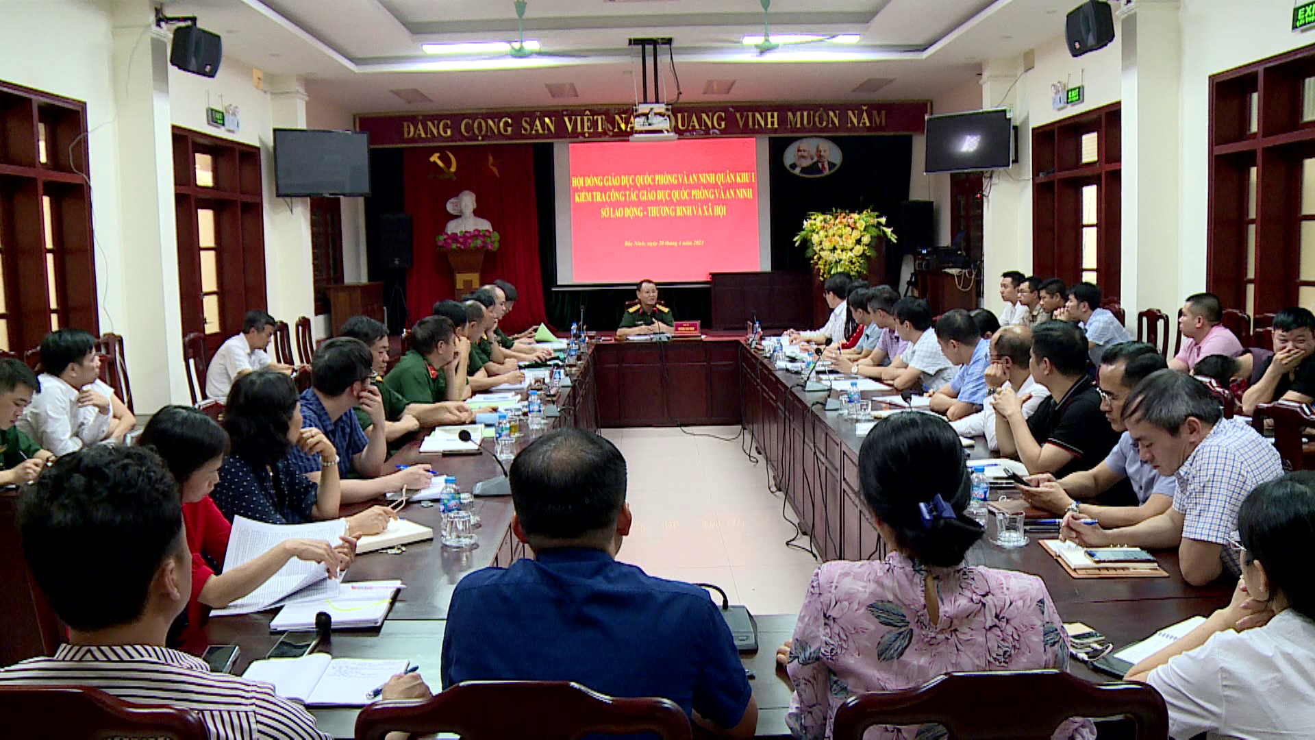 Quân khu I kiểm tra công tác giáo dục Quốc phòng và An ninh tại Bắc Ninh            