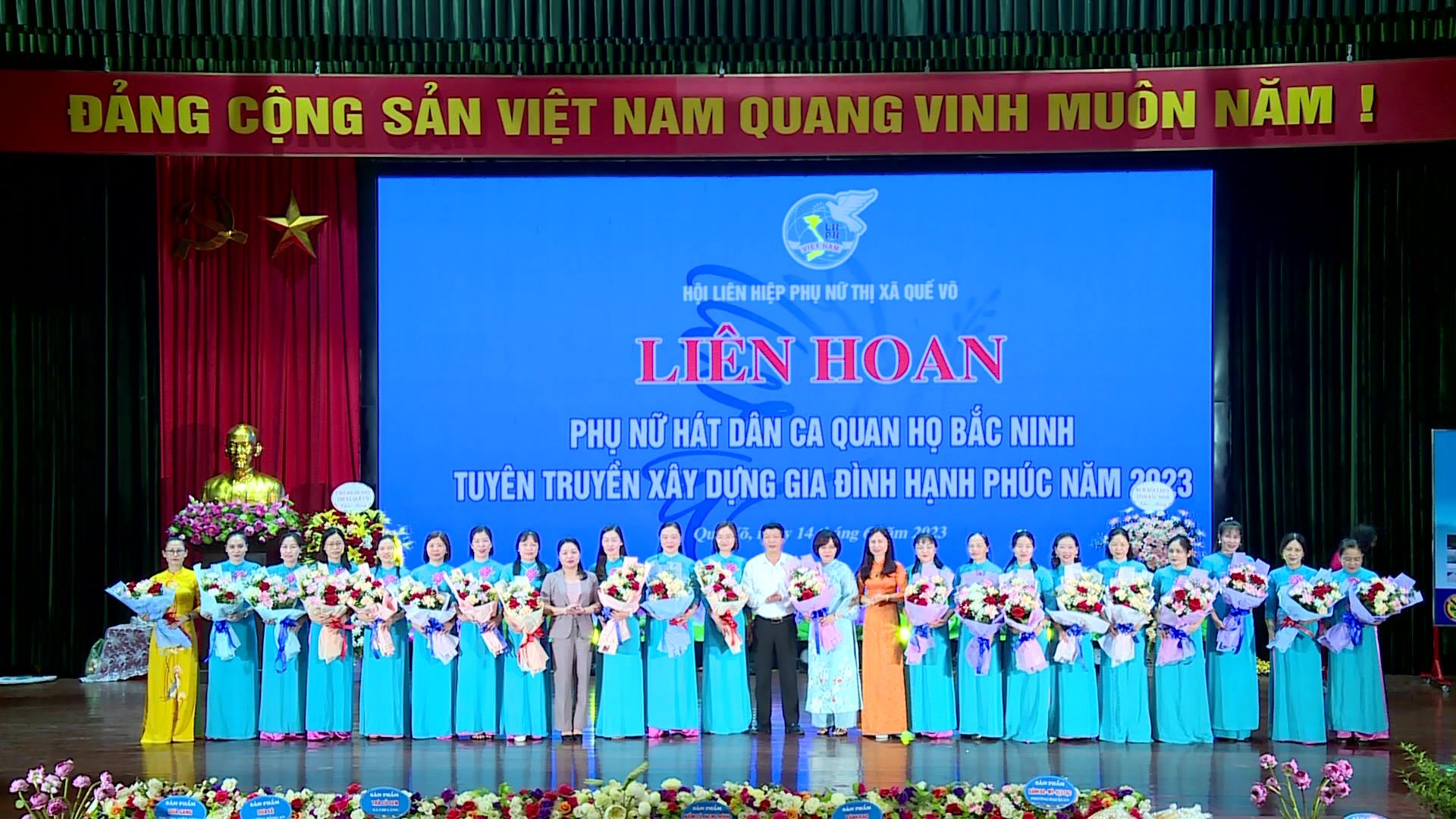 Thị xã Quế Võ và huyện Yên phong tổ chức Liên hoan  Phụ nữ hát Dân ca Quan họ Bắc Ninh     