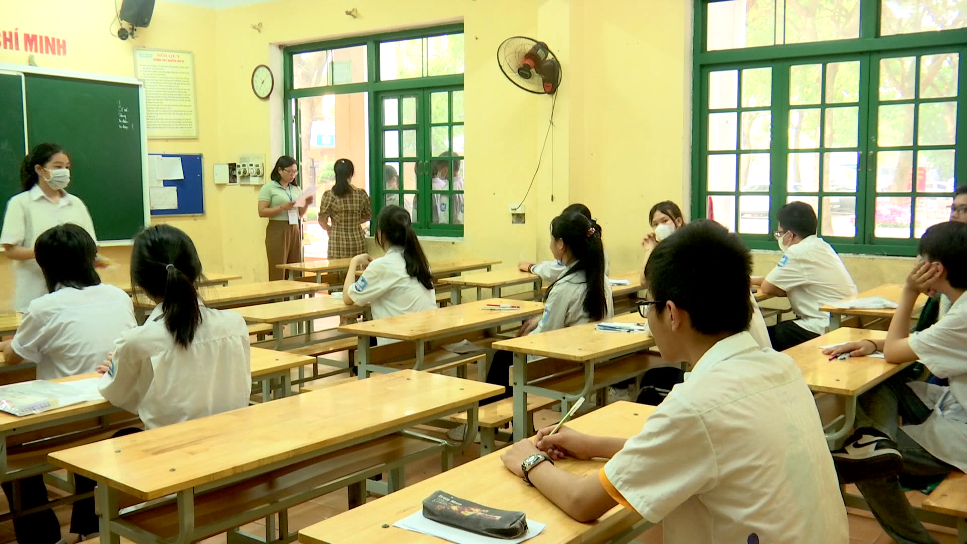 Công bố điểm chuẩn vào lớp 10 THPT công lập năm học 2023-2024