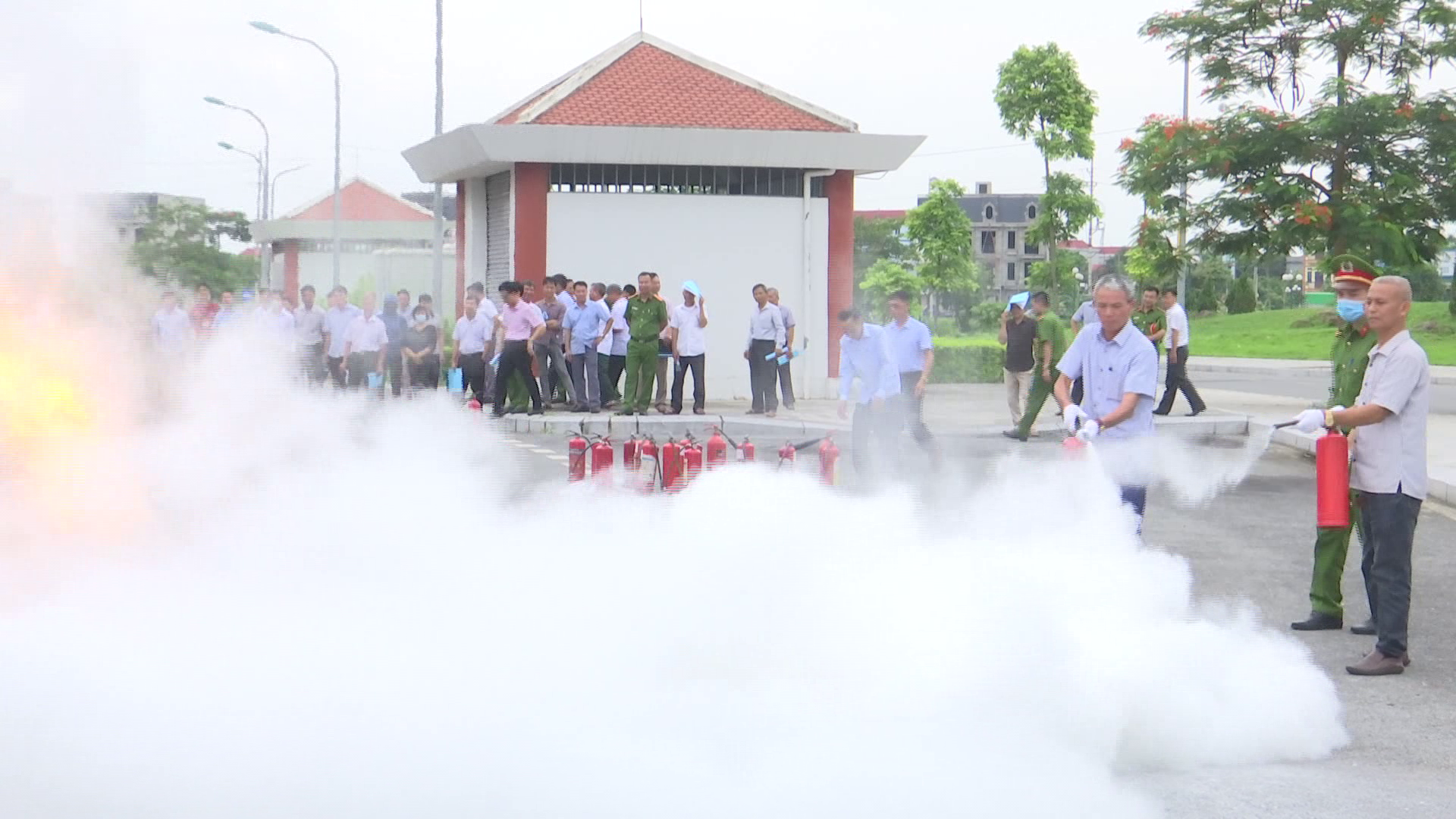 Tập huấn nghiệp vụ phòng cháy, chữa cháy và cứu nạn cứu hộ tại Thuận Thành