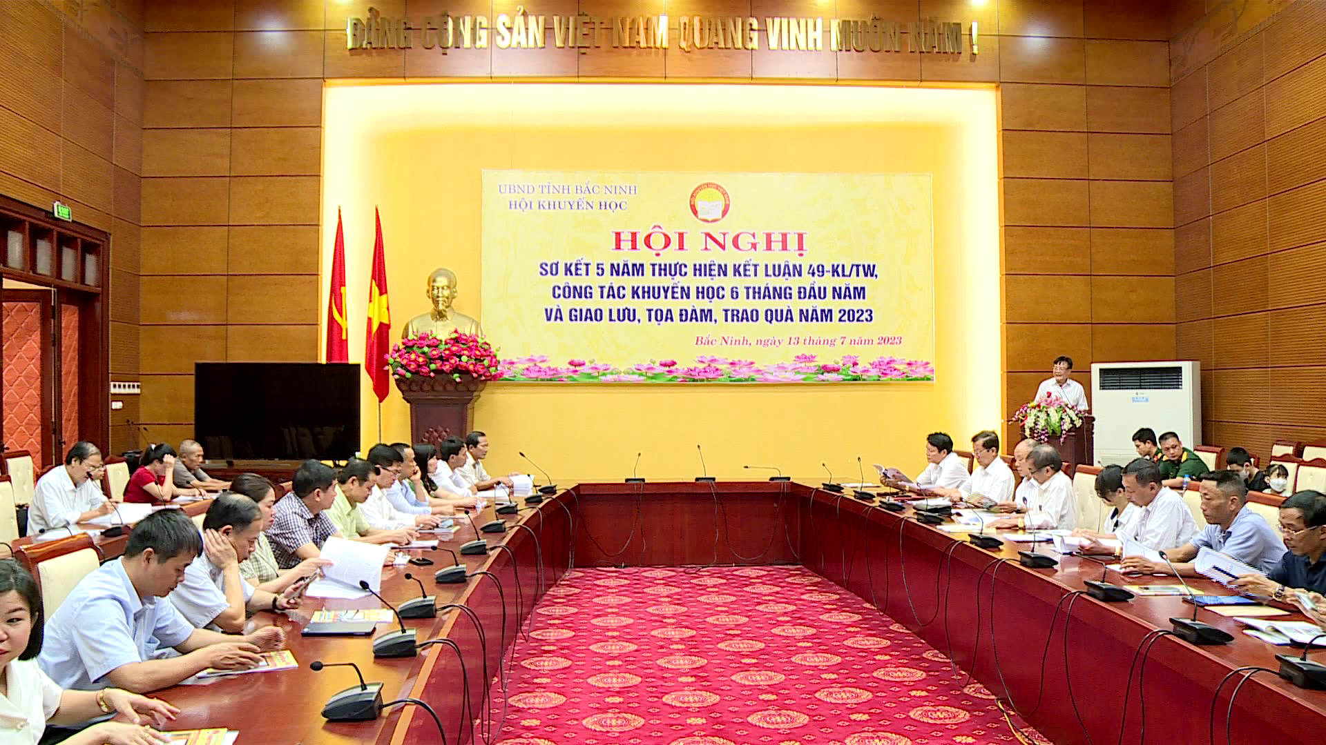 Sơ kết 5 năm thực hiện Kết luận 49 của Ban Bí thư về công tác khuyến học