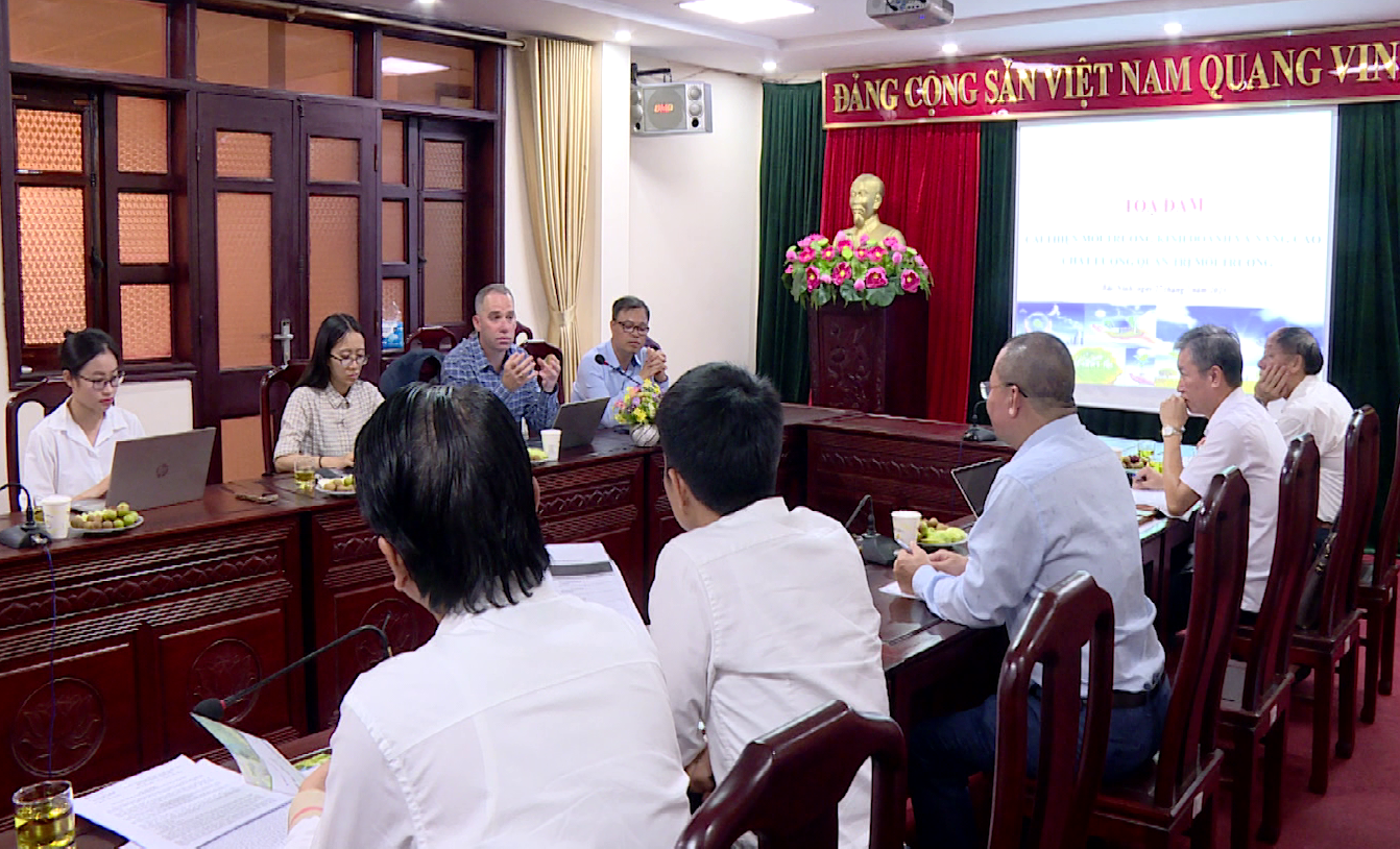 Tọa đàm cải thiện môi trường kinh doanh và nâng cao chất lượng quản trị môi trường