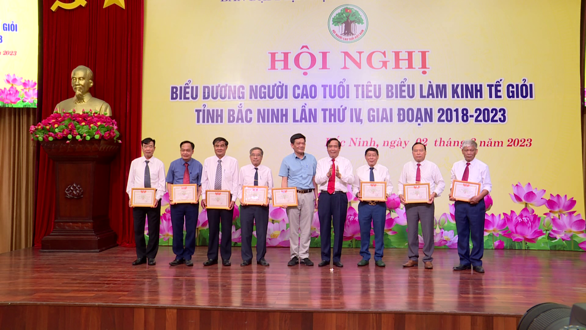 Biểu dương người cao tuổi tiêu biểu làm kinh tế giỏi