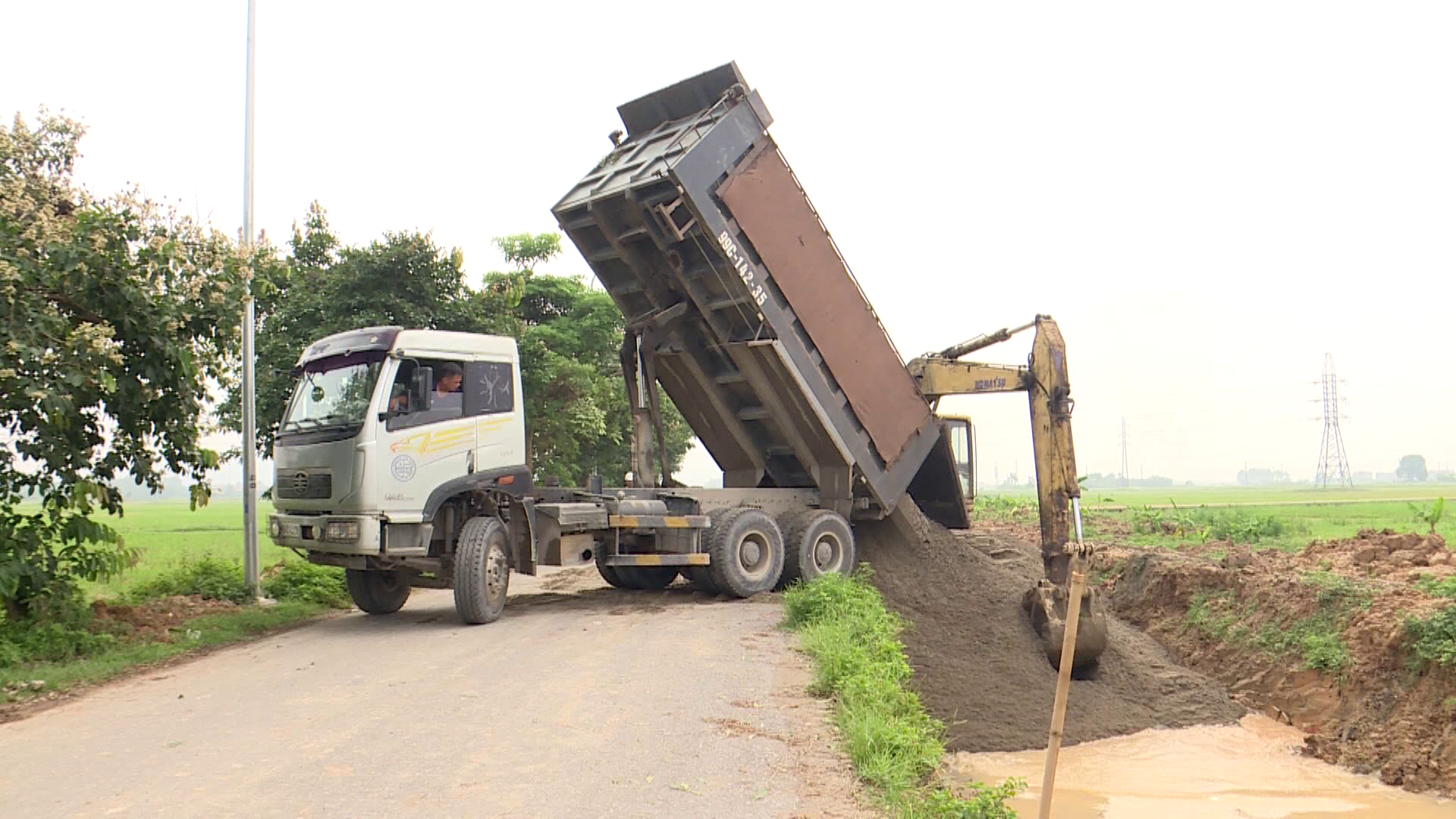 Đẩy mạnh giải ngân vốn đầu tư công những tháng cuối năm