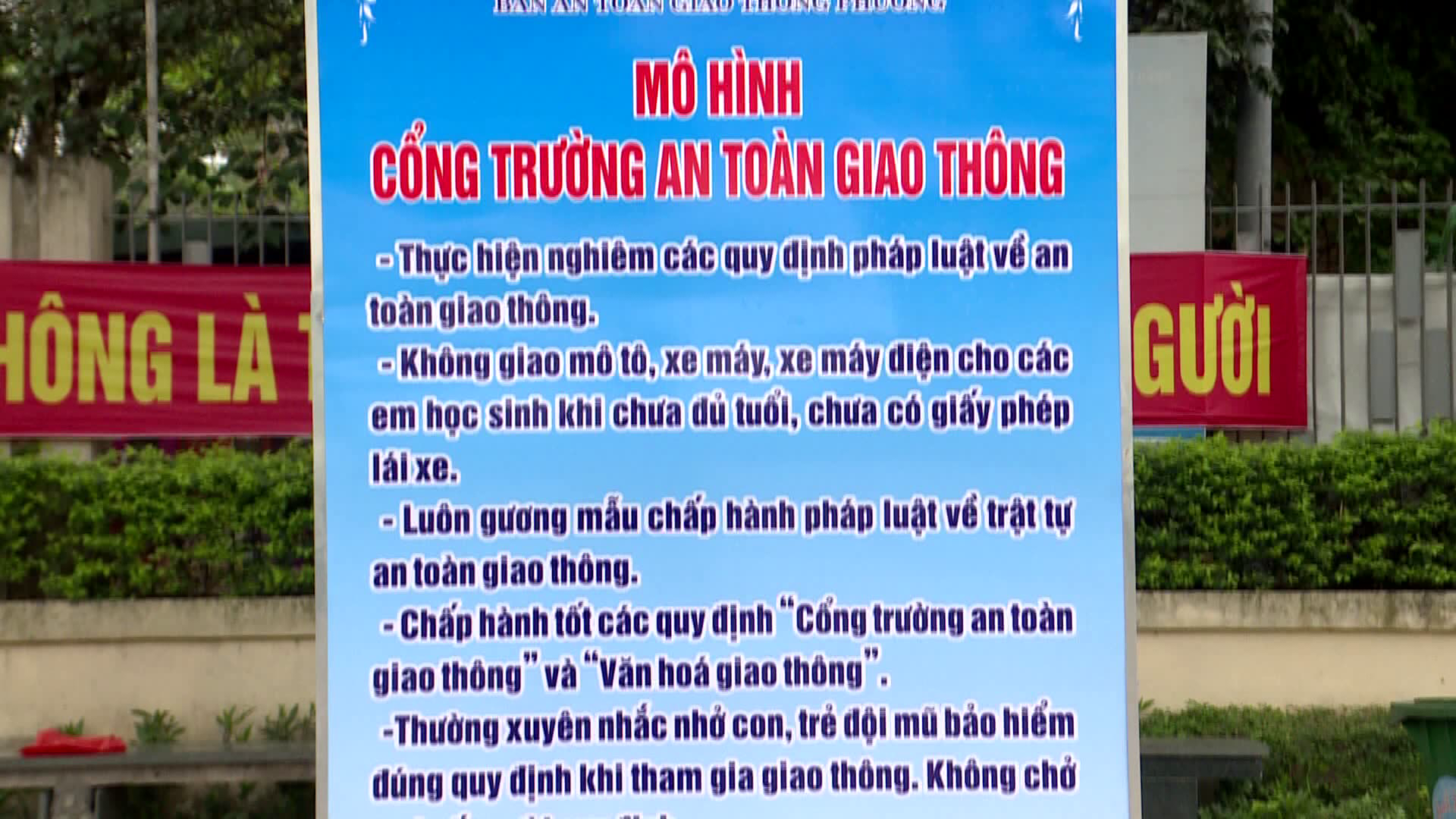 Xây dựng văn hoá giao thông học đường