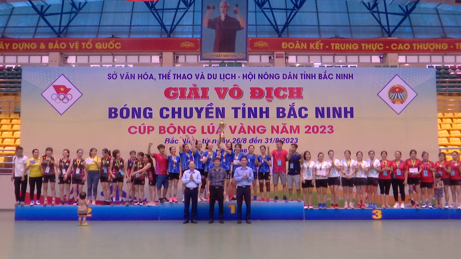 Bế mạc Giải vô địch bóng chuyền tỉnh Bắc Ninh Cup Bông Lúa Vàng