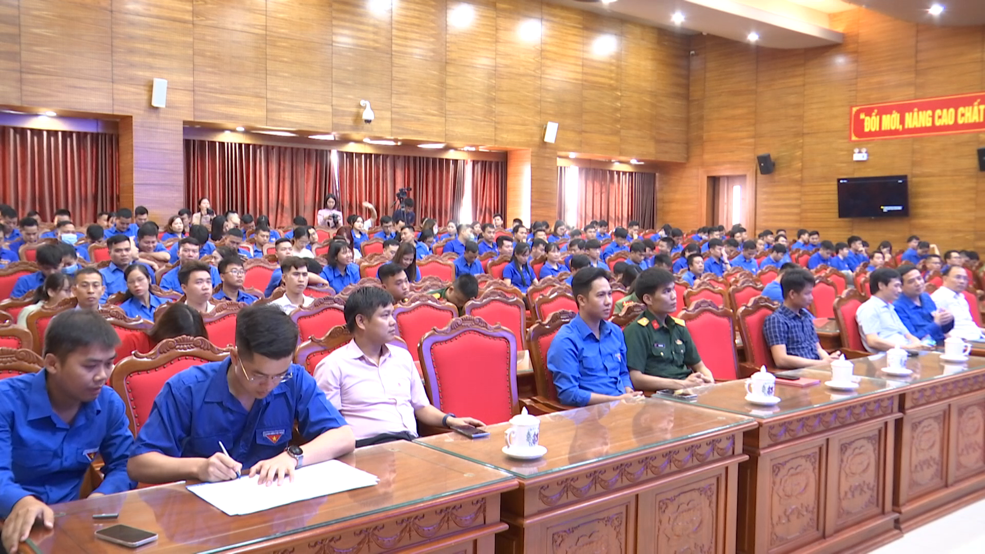 Quán triệt Nghị quyết xây dựng “Tỉnh ATGT” cho đoàn viên thanh niên