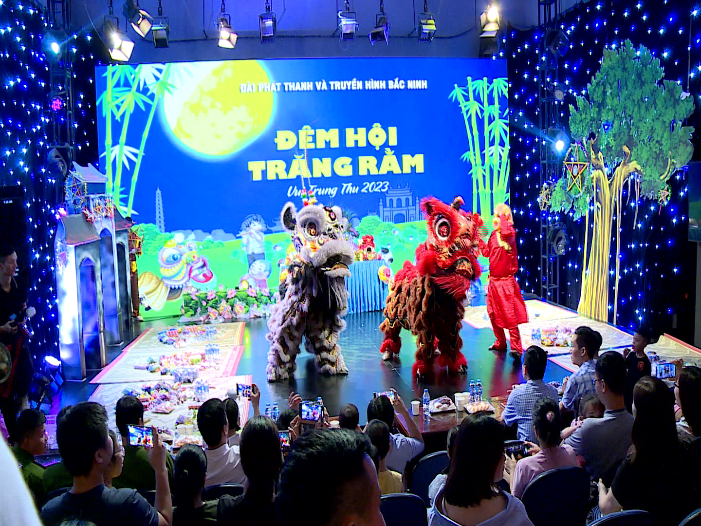 Đêm hội Trăng rằm Đài Phát thanh và Truyền hình Bắc Ninh            