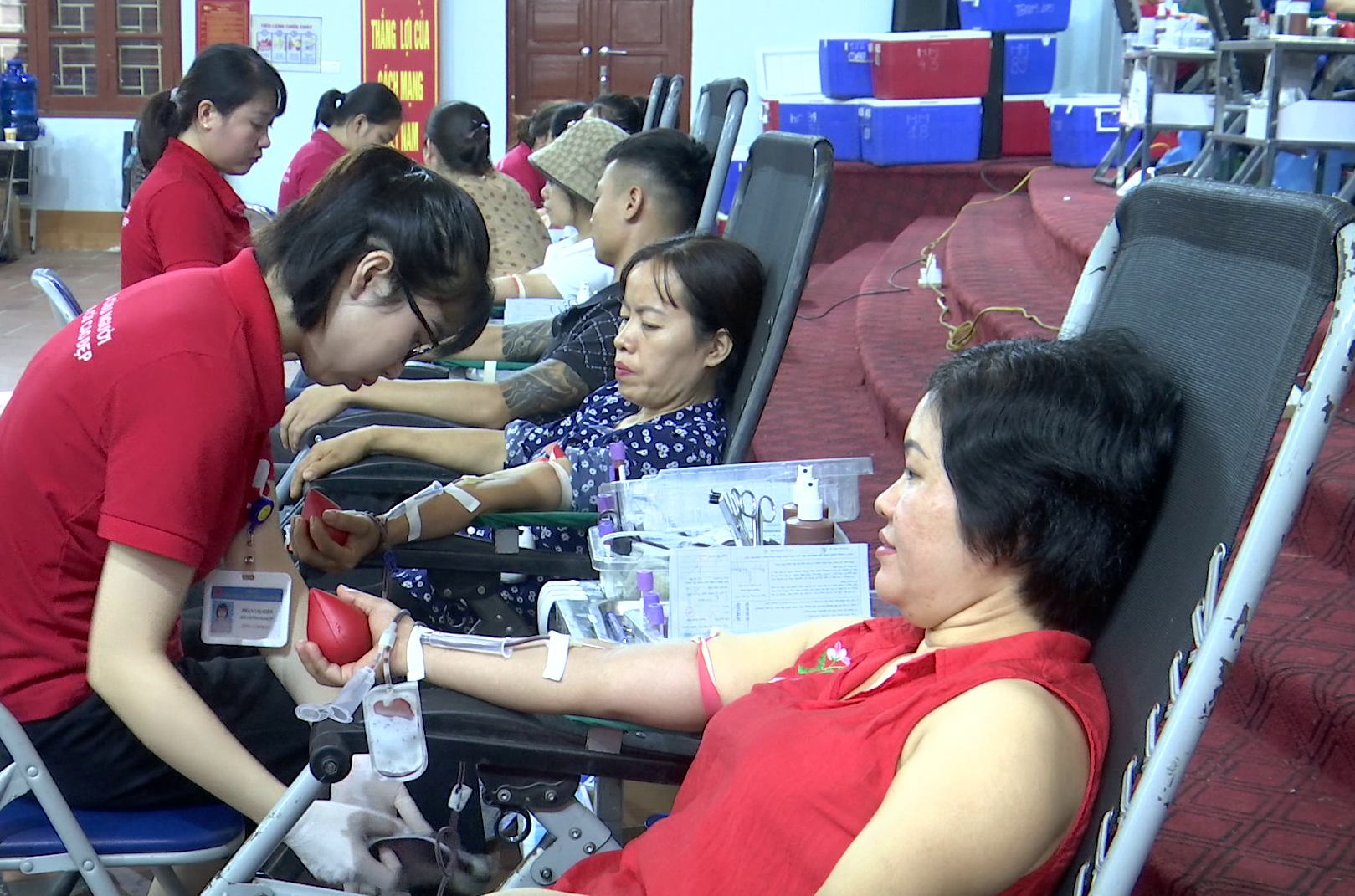 Huyện Tiên Du vận động hiến máu tình nguyện vượt chỉ tiêu