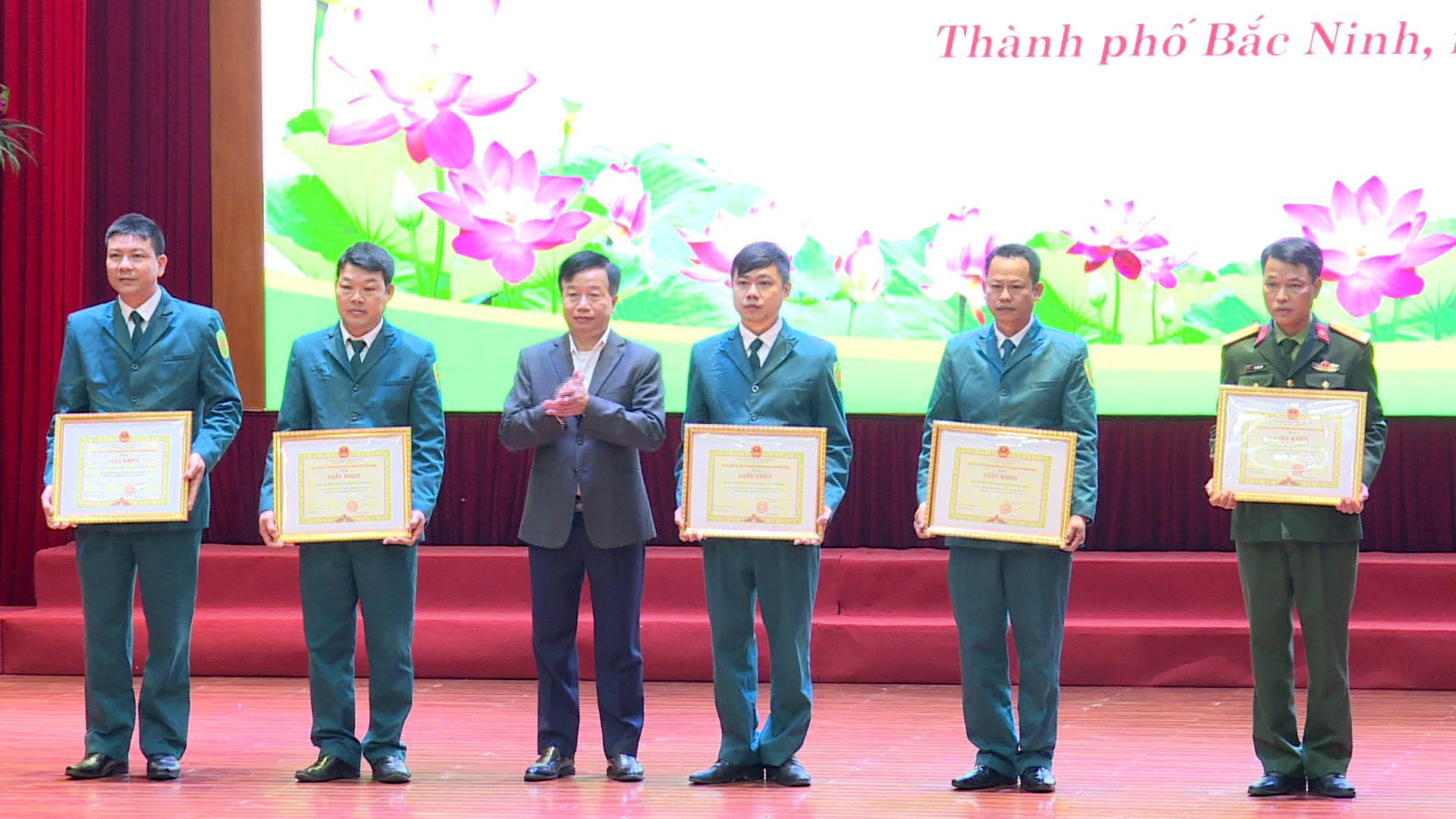 Thành phố Bắc Ninh tổng kết công tác quốc phòng địa phương năm 2023
