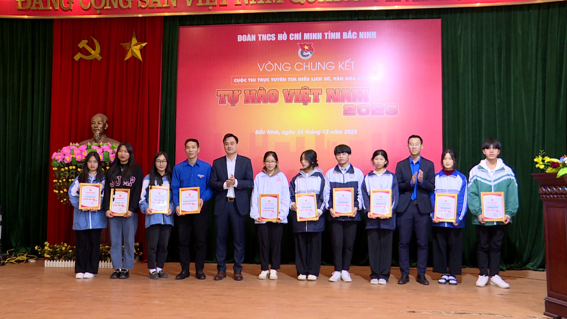 Cuộc thi trực tuyến “Tự hào Việt Nam” năm 2023          