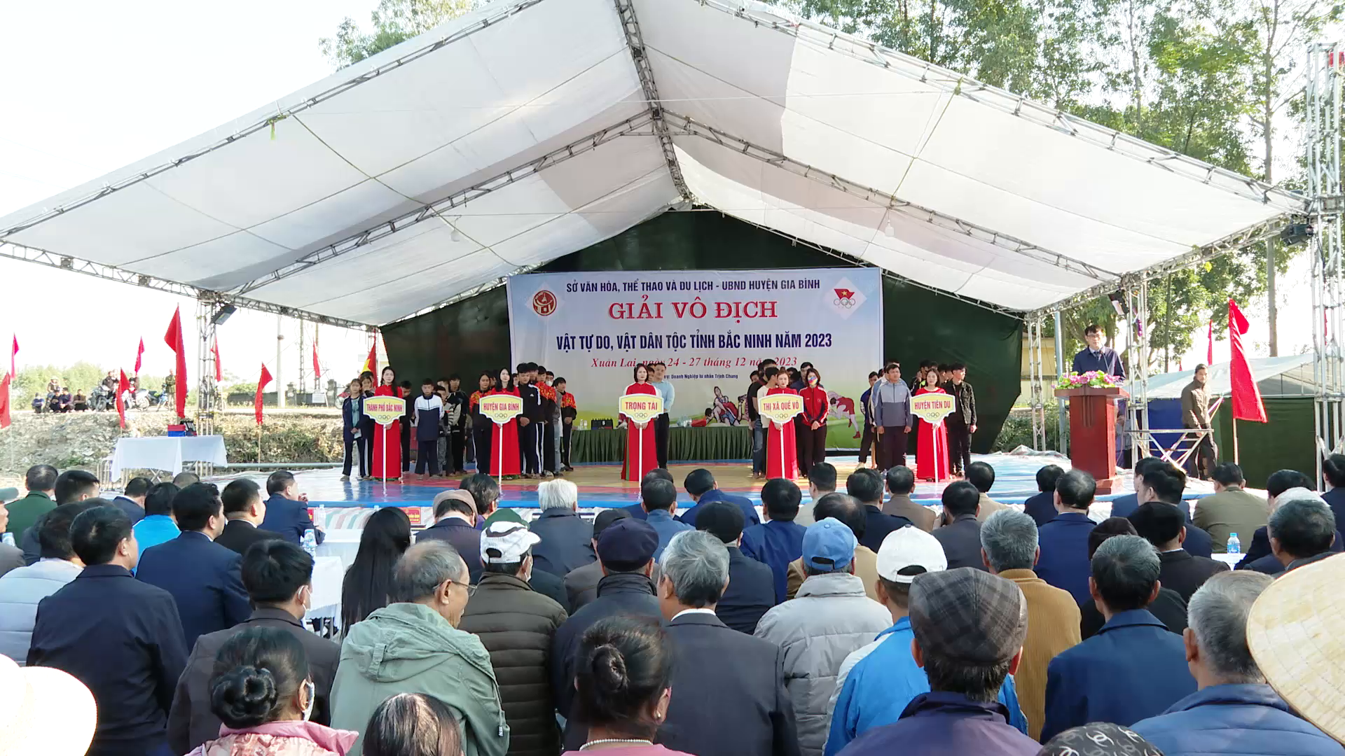 Khai mạc Giải Vô địch vật tự do, vật dân tộc tỉnh Bắc Ninh năm 2023