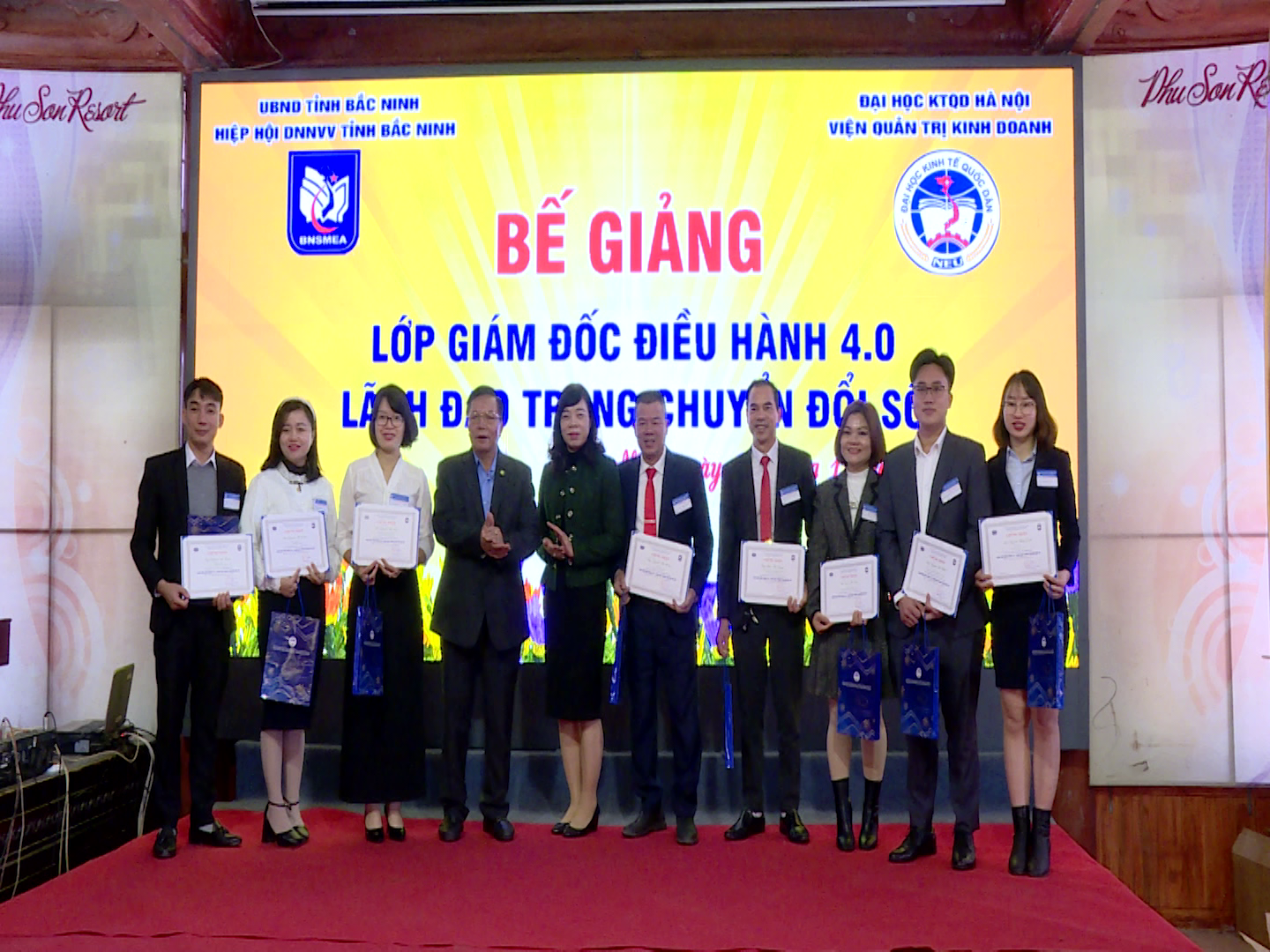 Bế giảng khoá đào tạo Giám đốc điều hành 4.0