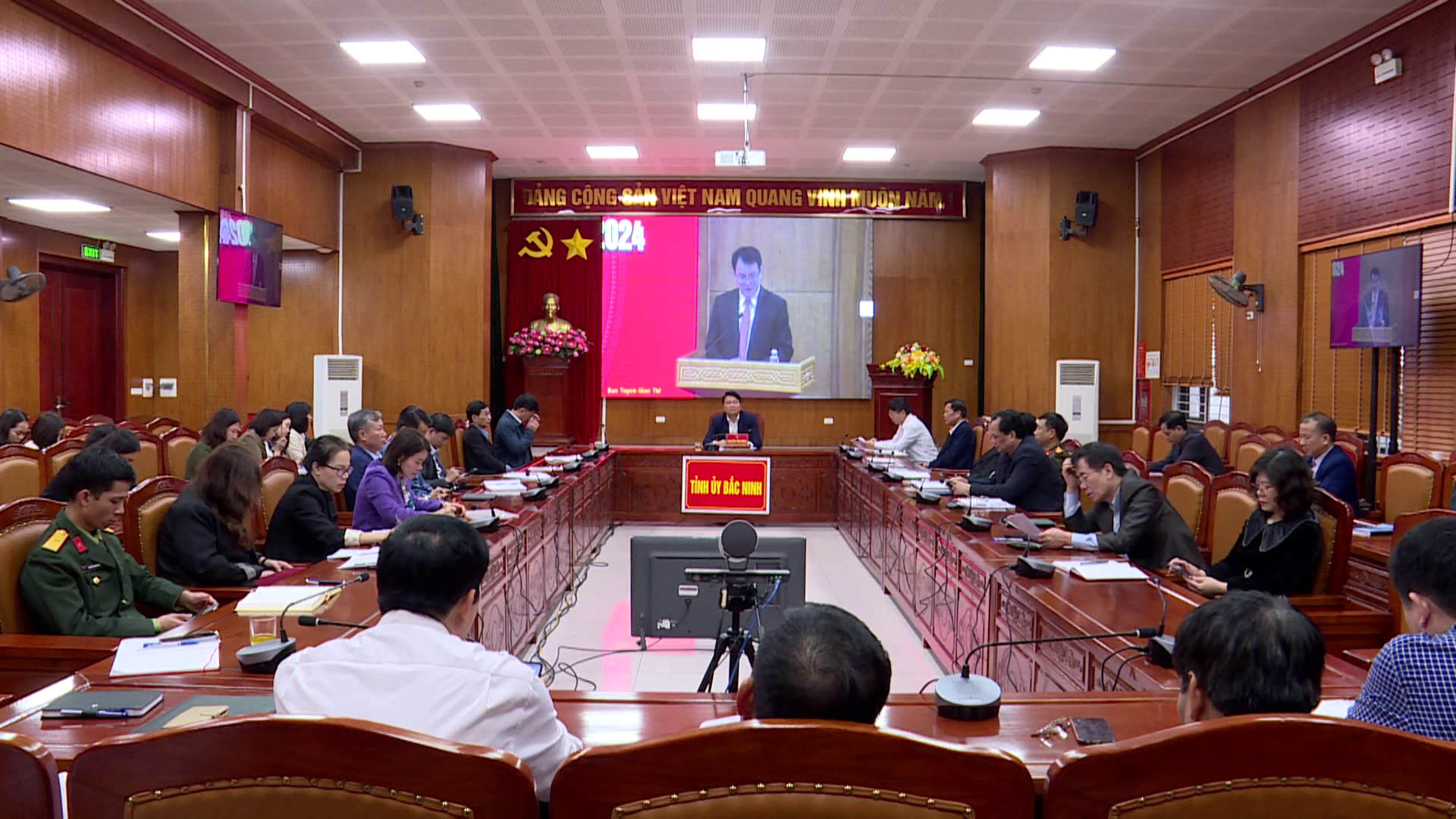 Hội nghị báo cáo viên Trung ương tháng 01/2024