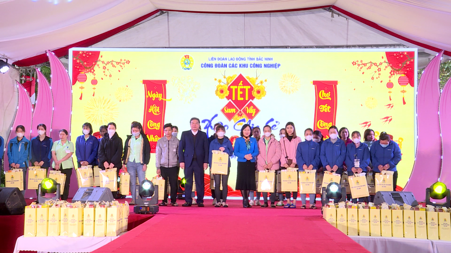 Chương trình “Tết sum vầy- Xuân chia sẻ năm 2024” 