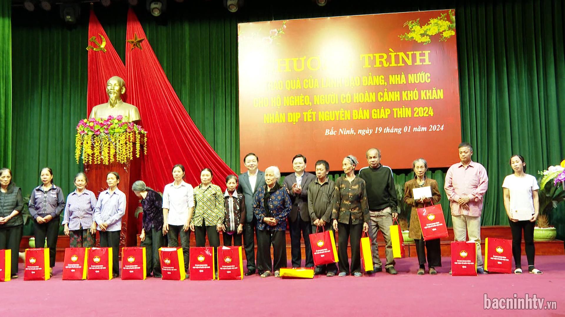 Phó Thủ tướng Trần Hồng Hà tặng quà tết hộ nghèo, hộ gia đình chính sách tỉnh Bắc Ninh