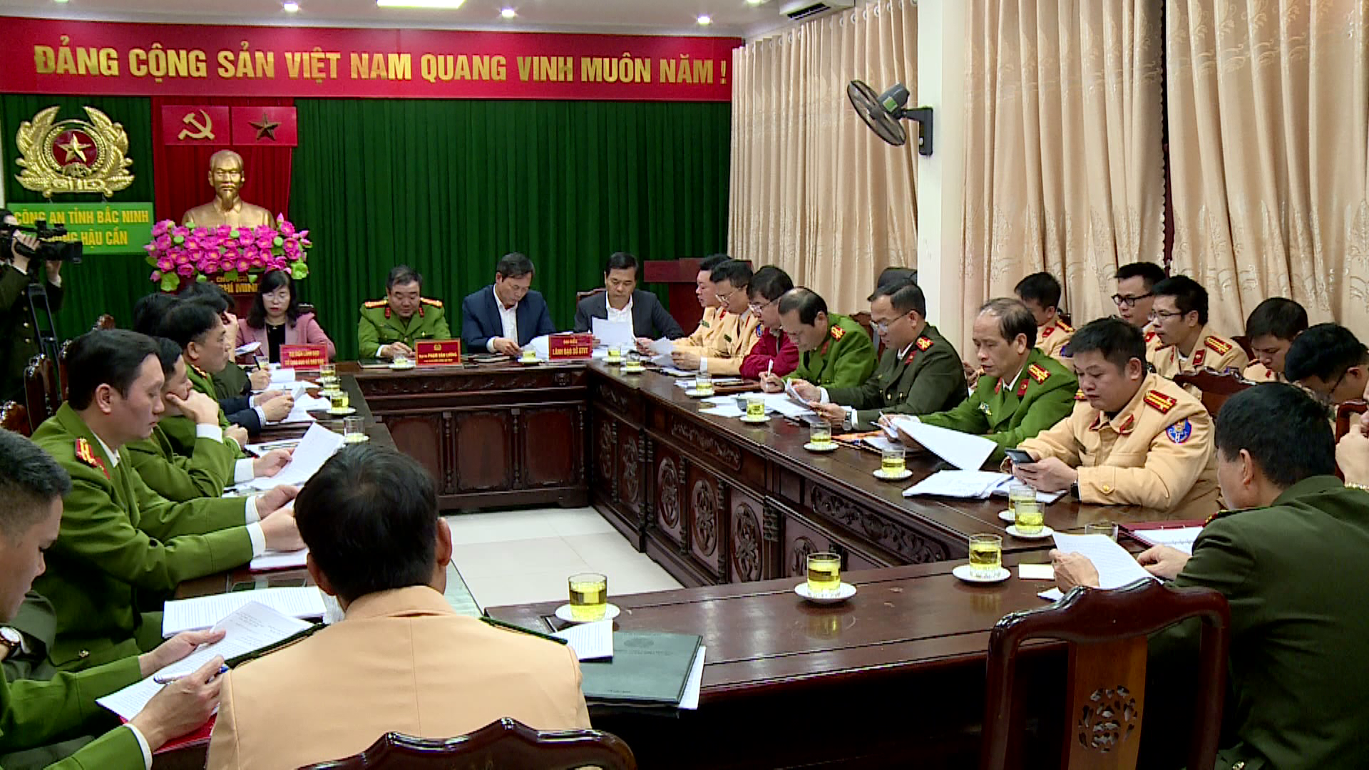 Triển khai các giải pháp đảm bảo an toàn giao thông đối với học sinh