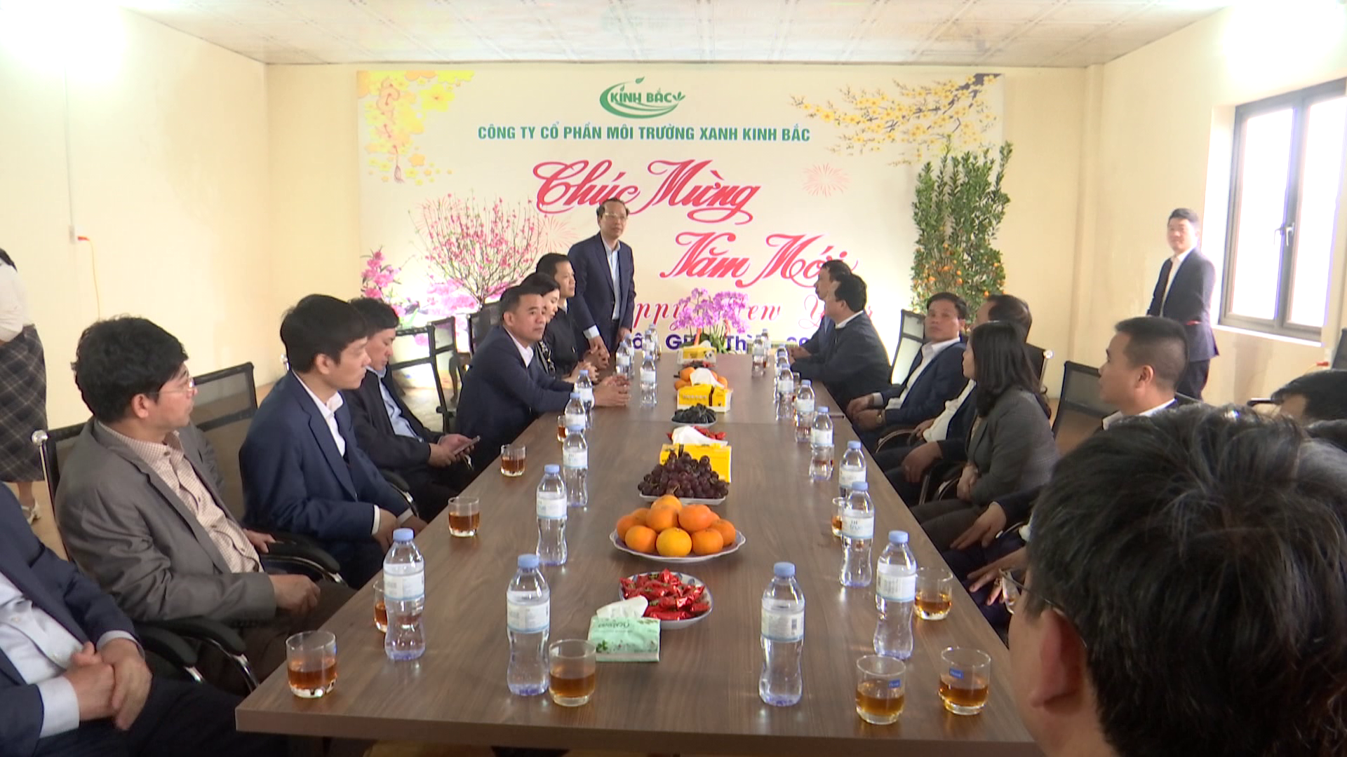 Đồng chí Nguyễn Quốc Chung kiểm tra Nhà máy xử lý nước thải Cụm công nghiệp Phú Lâm