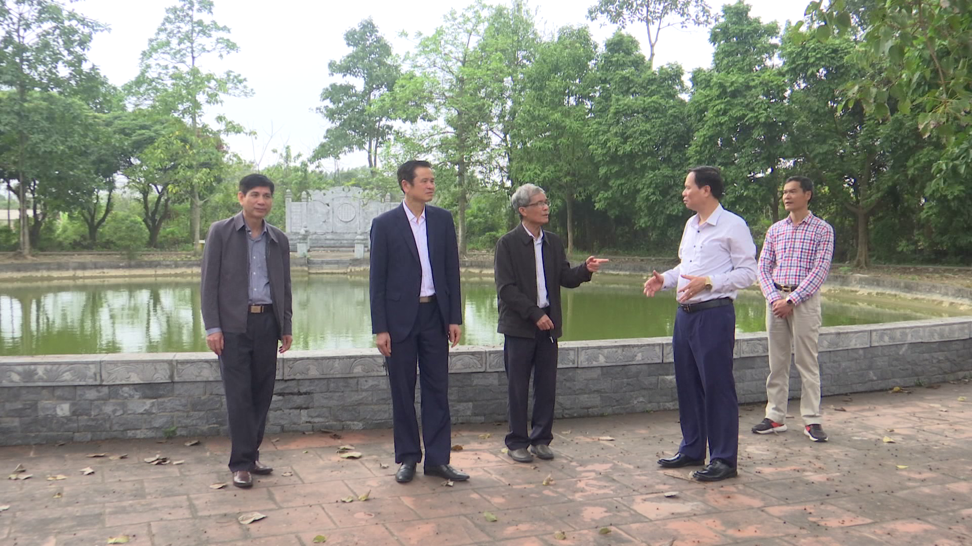 Ban Văn hoá – Xã hội, HĐND tỉnh khảo sát tại di tích Đền Đô