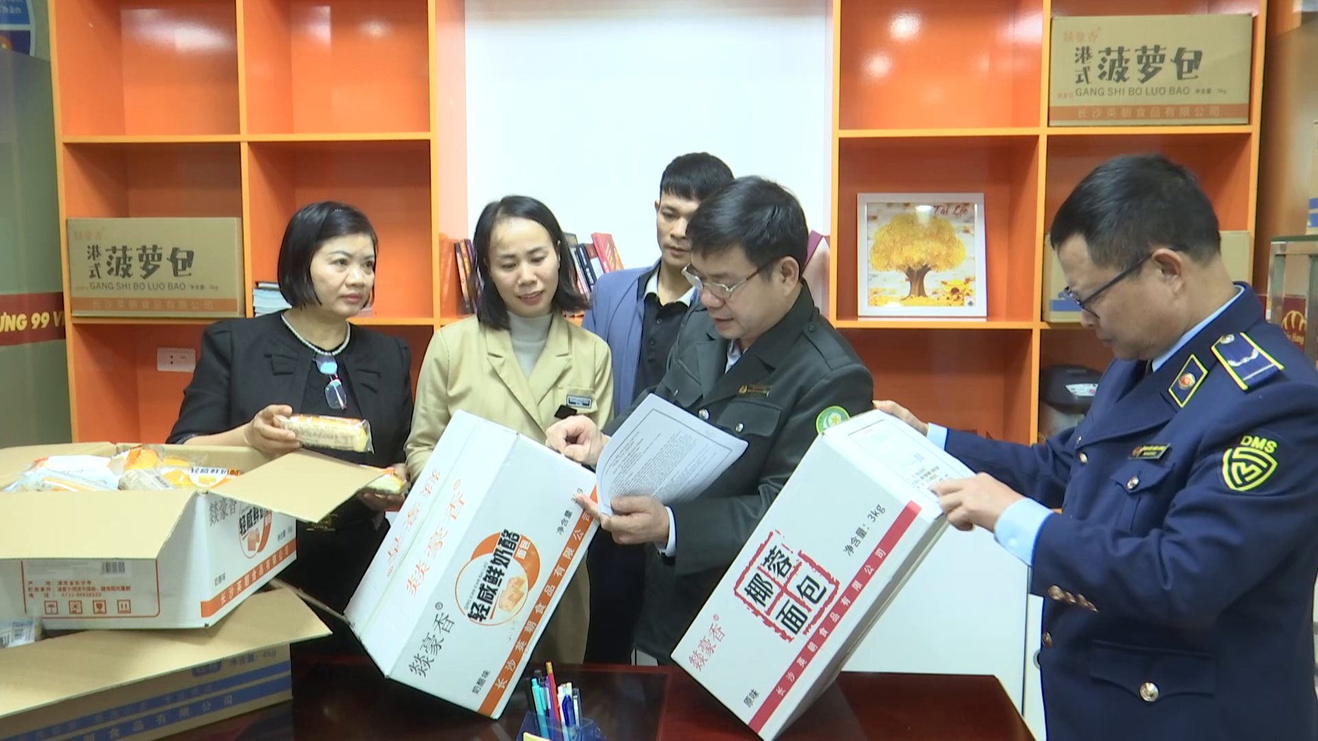 Thanh, kiểm tra hơn 2.300 cơ sở thực phẩm dịp Tết Nguyên đán