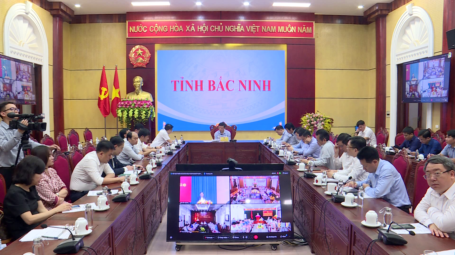 Hội nghị trực tuyến triển khai Đề án đầu tư xây dựng ít nhất 1 triệu căn hộ nhà ở xã hội