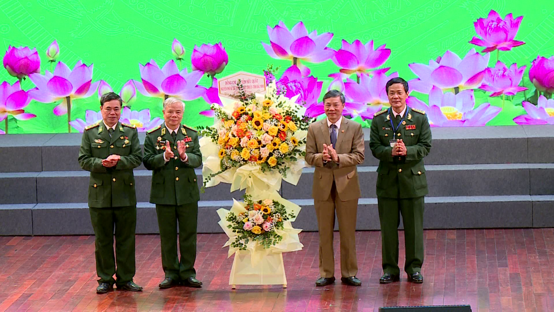 Gặp mặt Kỷ niệm 65 năm ngày truyền thống Bộ đội Biên phòng và 35 năm ngày Biên phòng toàn dân