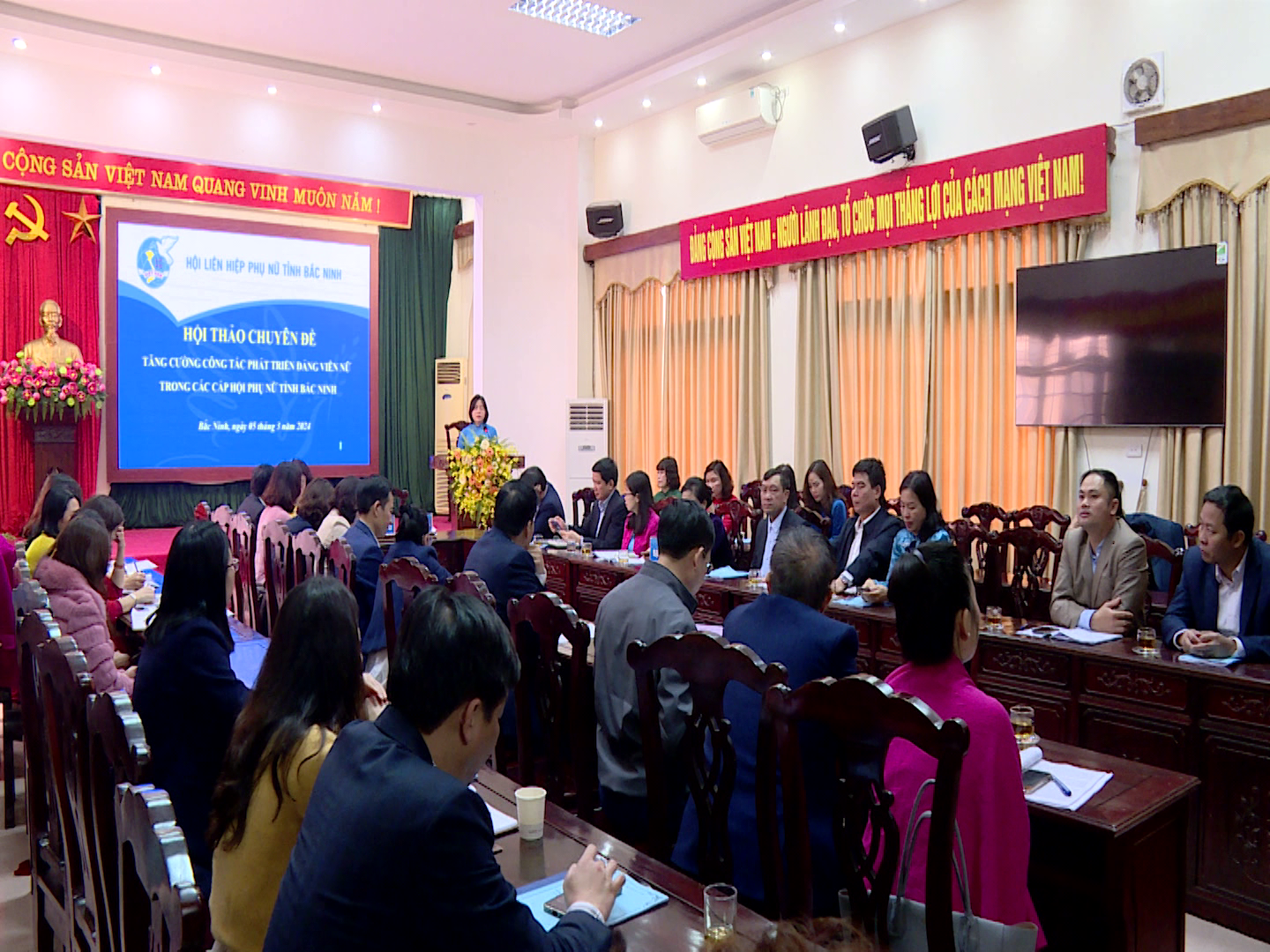 Hội thảo “Tăng cường công tác phát triển đảng viên nữ trong  các cấp Hội Phụ nữ tỉnh Bắc Ninh”