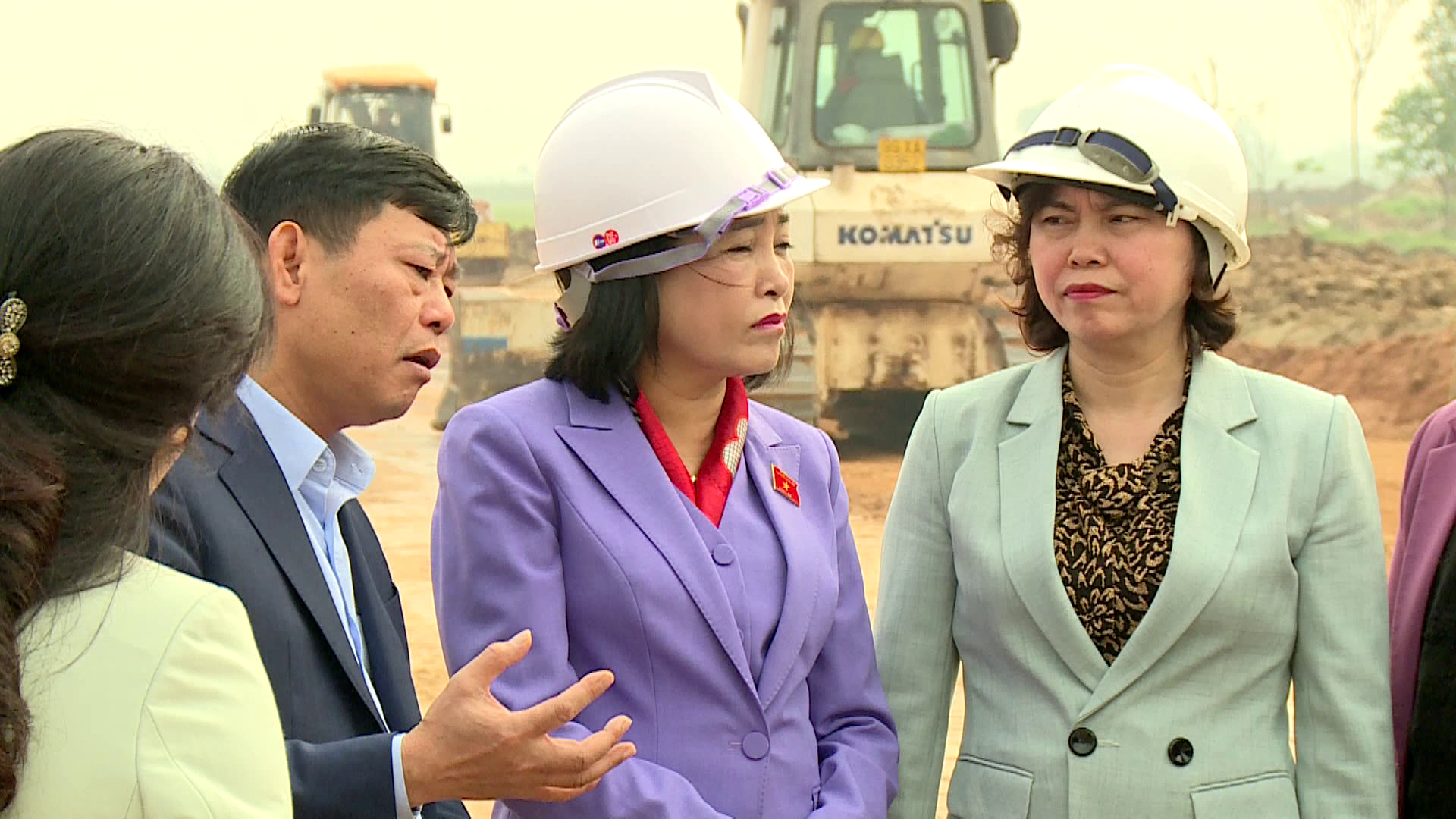 Đoàn giám sát Quốc hội khoá XV khảo sát một số dự án trọng điểm trên địa bàn tỉnh