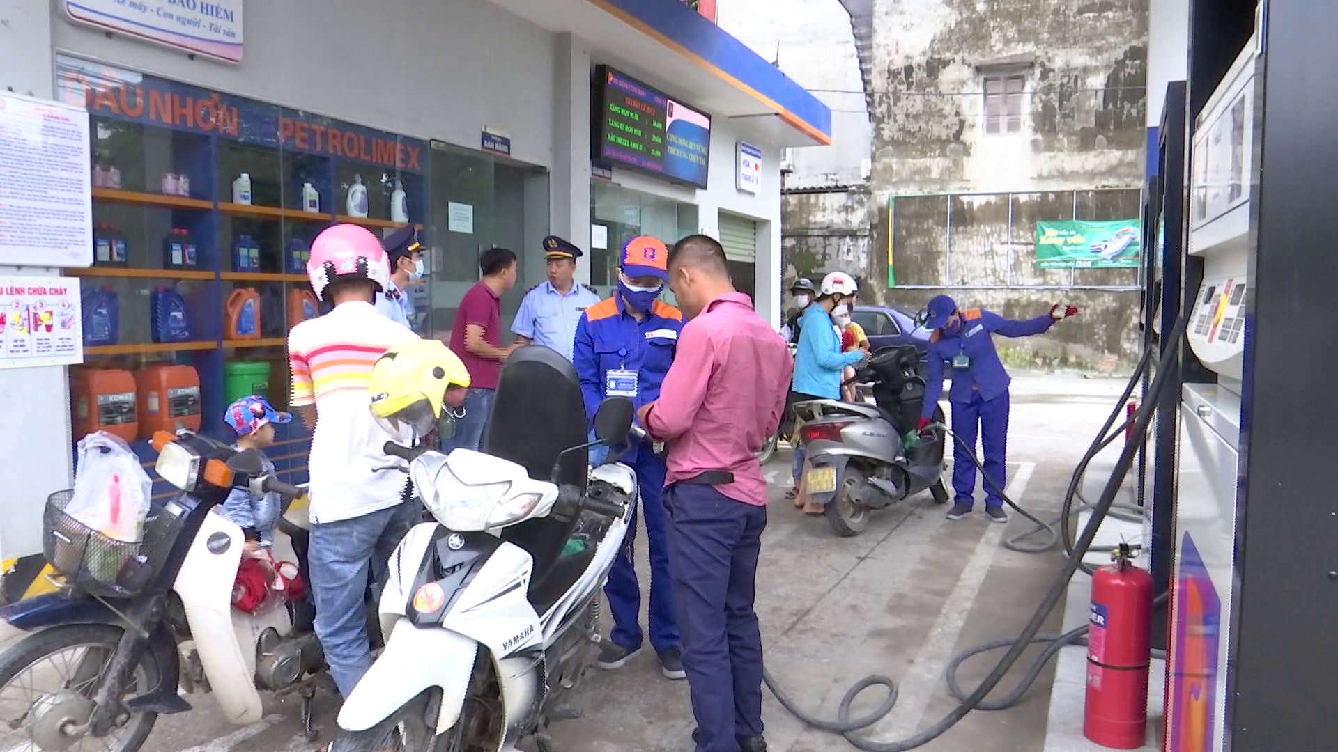 100% cửa hàng xăng dầu xuất hoá đơn điện tử từng lần bán