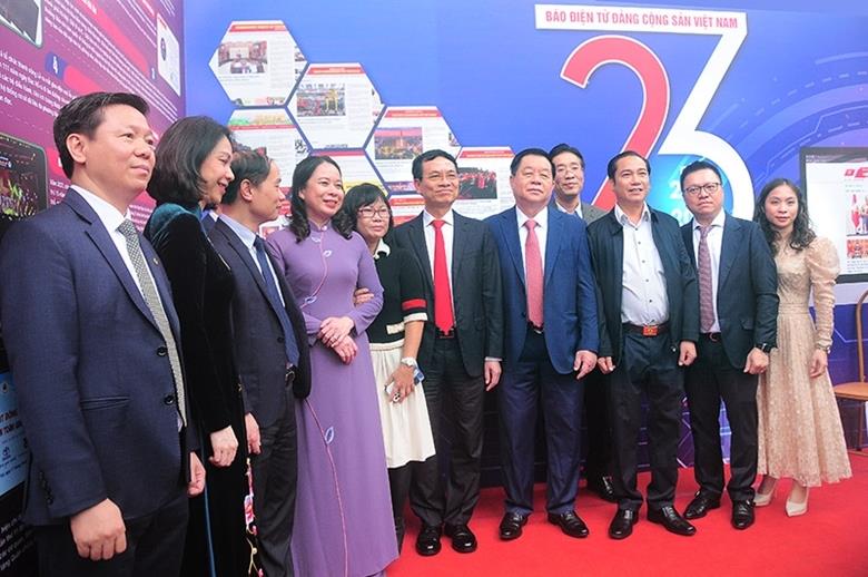 Báo chí cách mạng Việt Nam không ngừng đổi mới, bắt kịp xu hướng thời đại