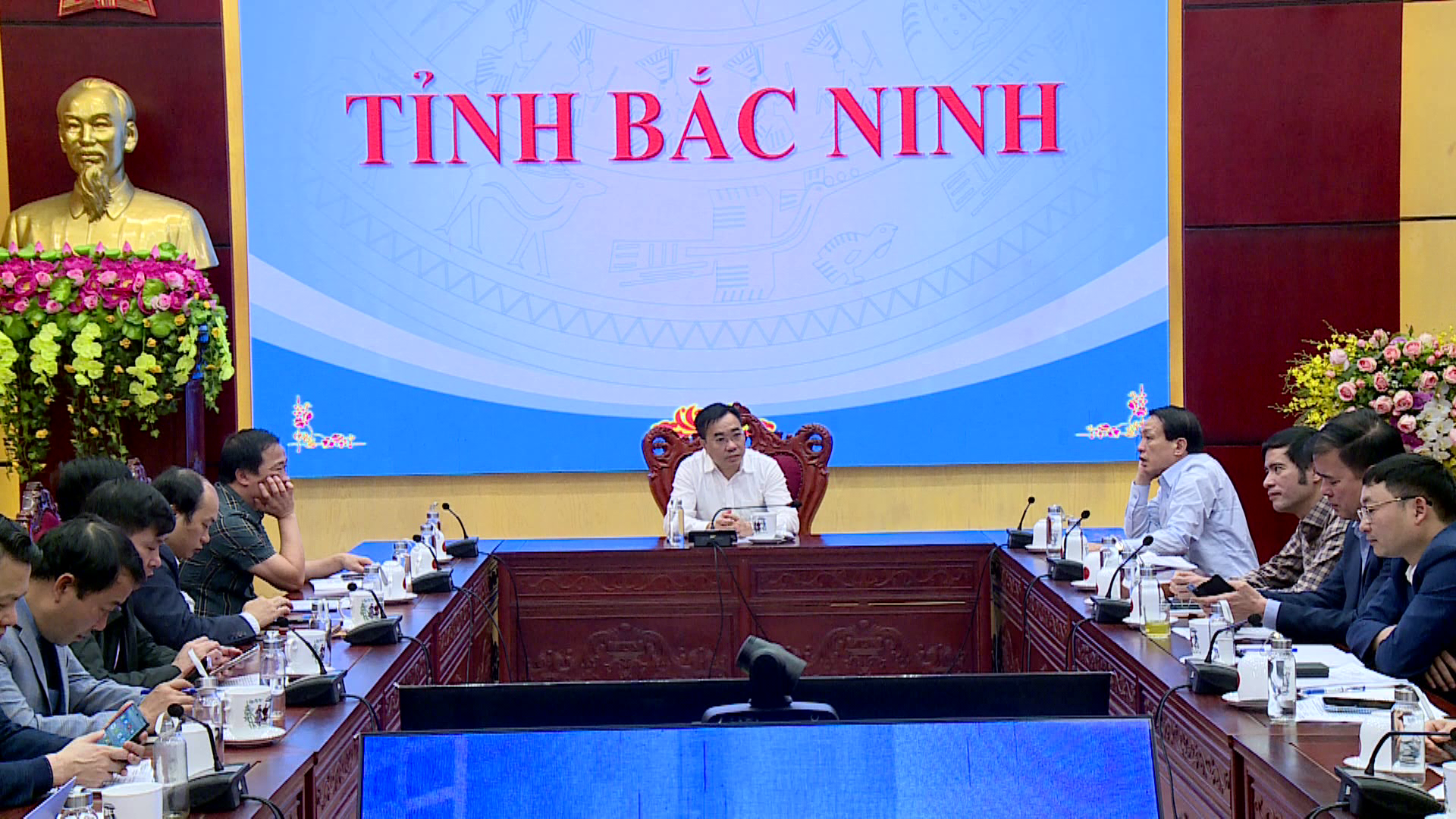 Tháo gỡ khó khăn, thúc đẩy triển khai các dự án nhà ở xã hội         