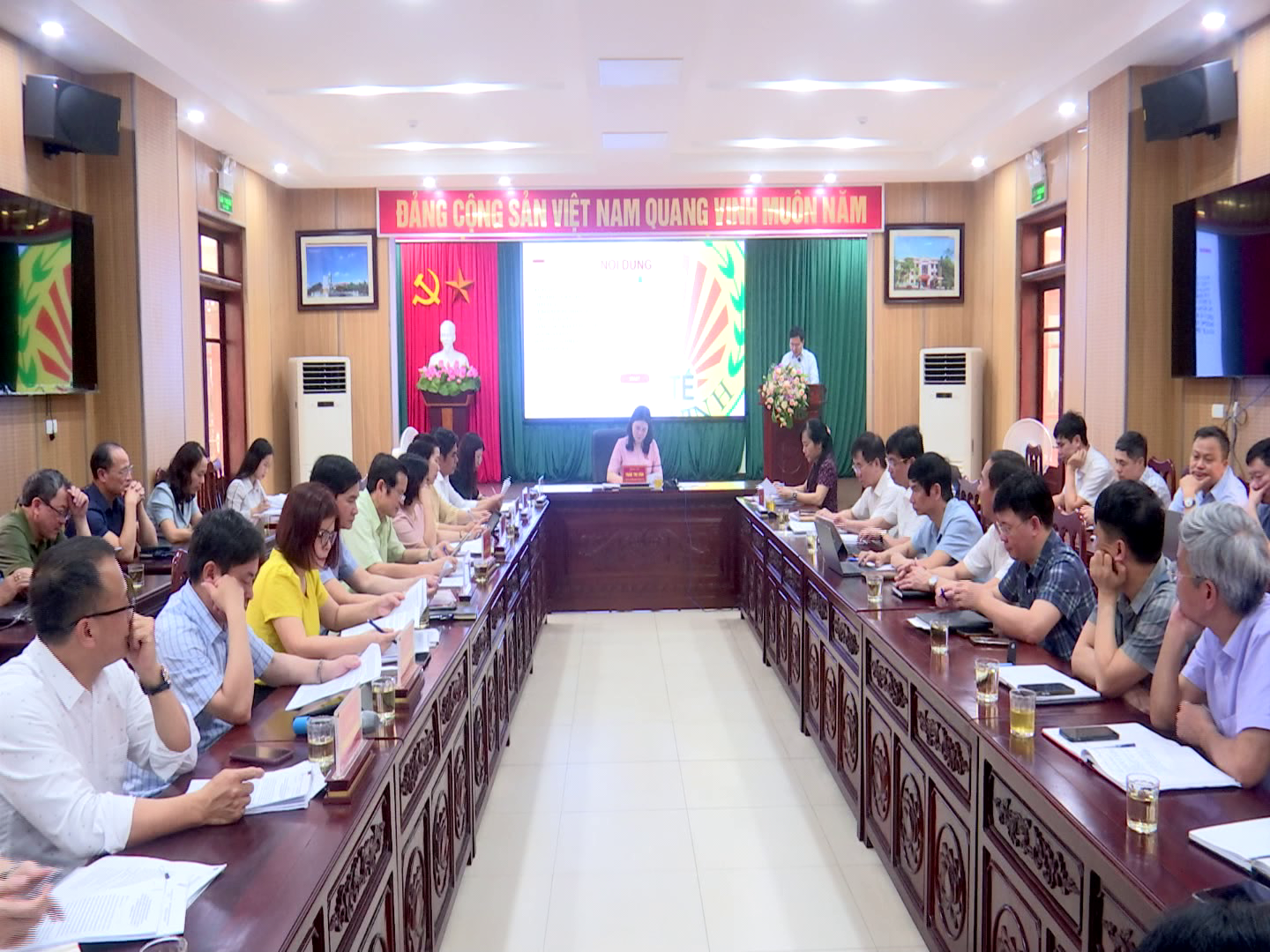 Đoàn ĐBQH hoạt động giám sát tại Sở Y tế
