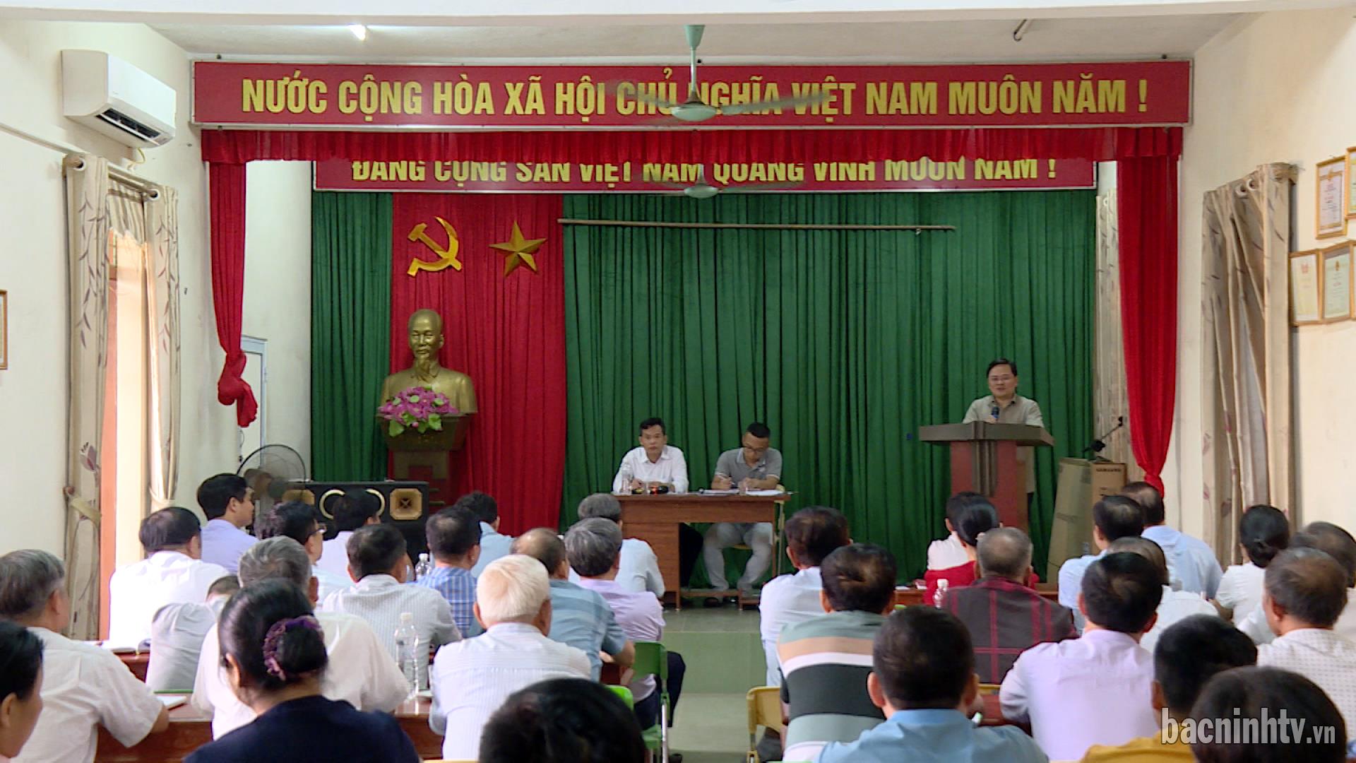 Các đồng chí lãnh đạo tỉnh dự sinh hoạt Chi bộ tại các địa phương