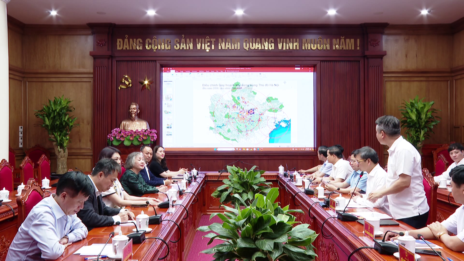 Bí thư Tỉnh ủy Nguyễn Anh Tuấn làm việc với Tập đoàn SonKim Land