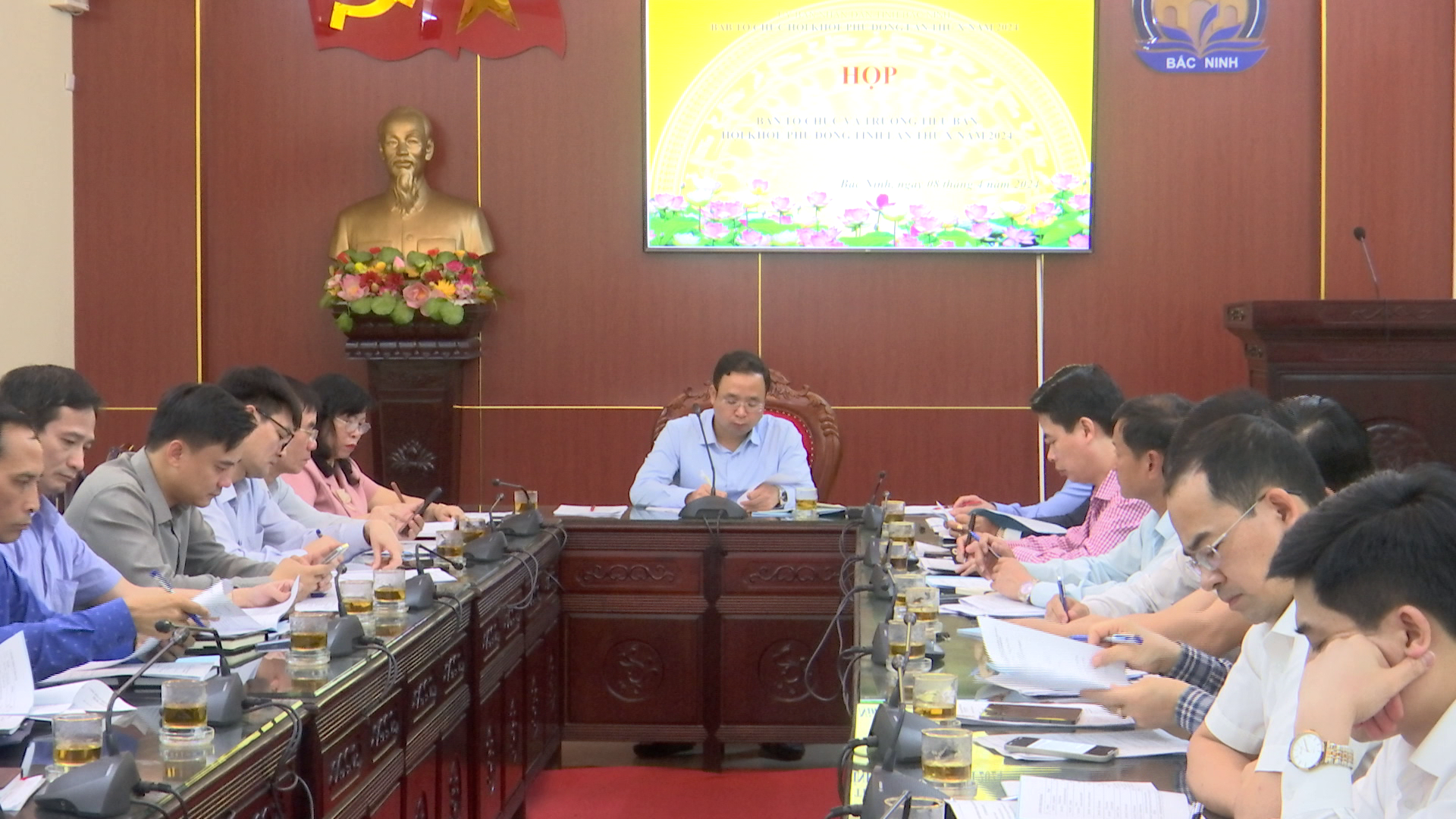 Ban Tổ chức Hội khỏe Phù Đổng tỉnh họp bàn phương án tổ chức lễ khai mạc