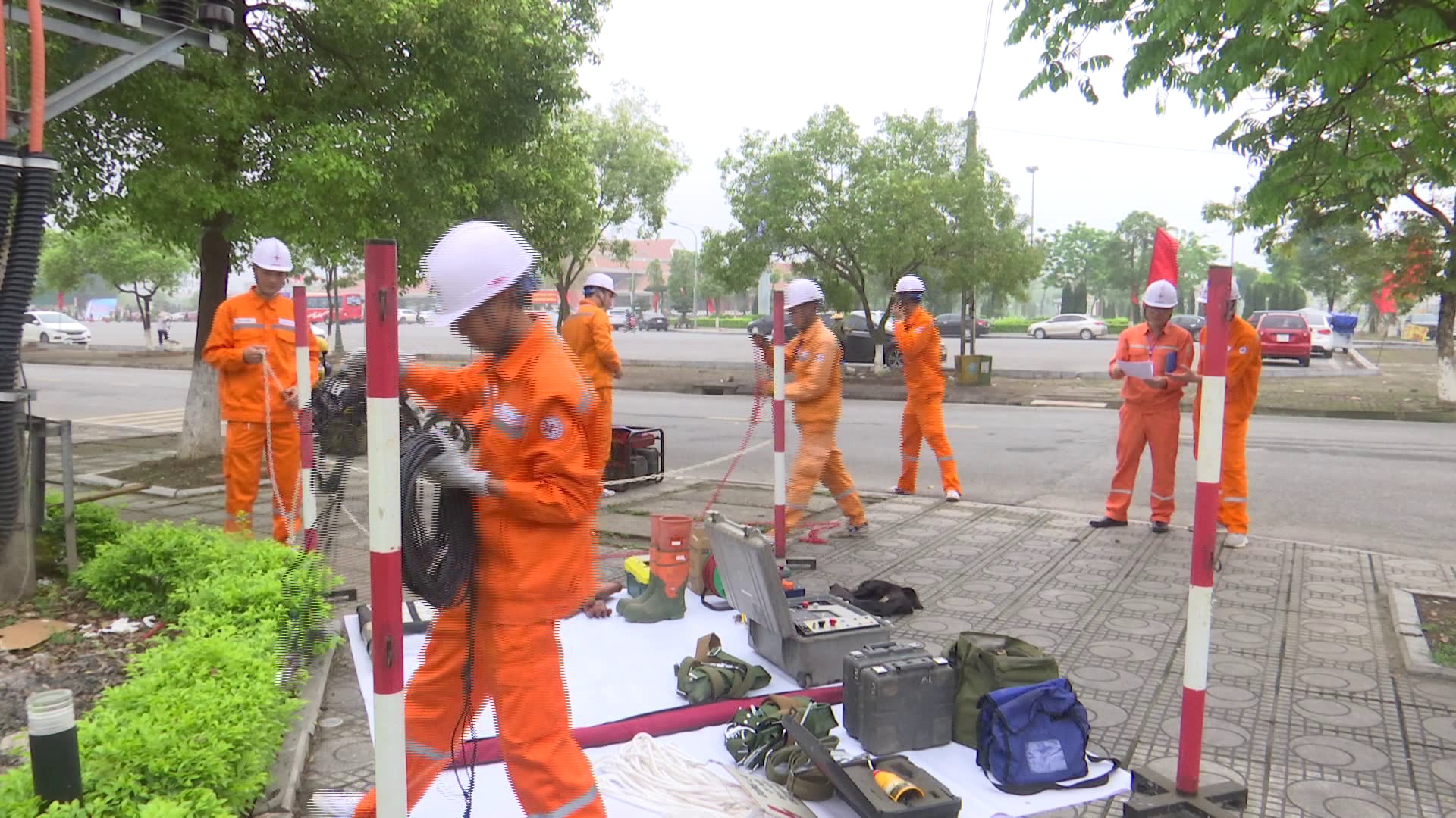 Hội thi nghiệp vụ chữa cháy và cứu nạn cứu hộ Tổ liên gia  an toàn PCCC huyện Lương Tài