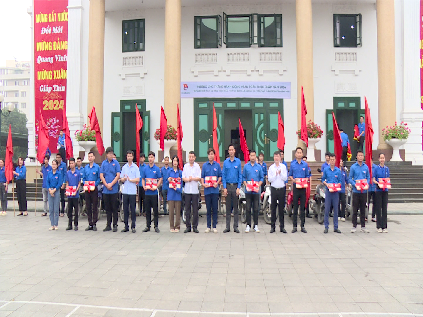 Tỉnh Đoàn ra quân tuyên truyền hưởng ứng Tháng hành động  vì an toàn thực phẩm năm 2024