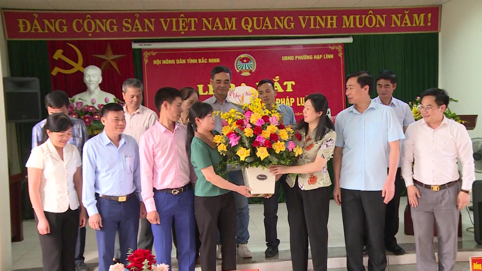 Ra mắt Câu lạc bộ Nông dân với pháp luật          
