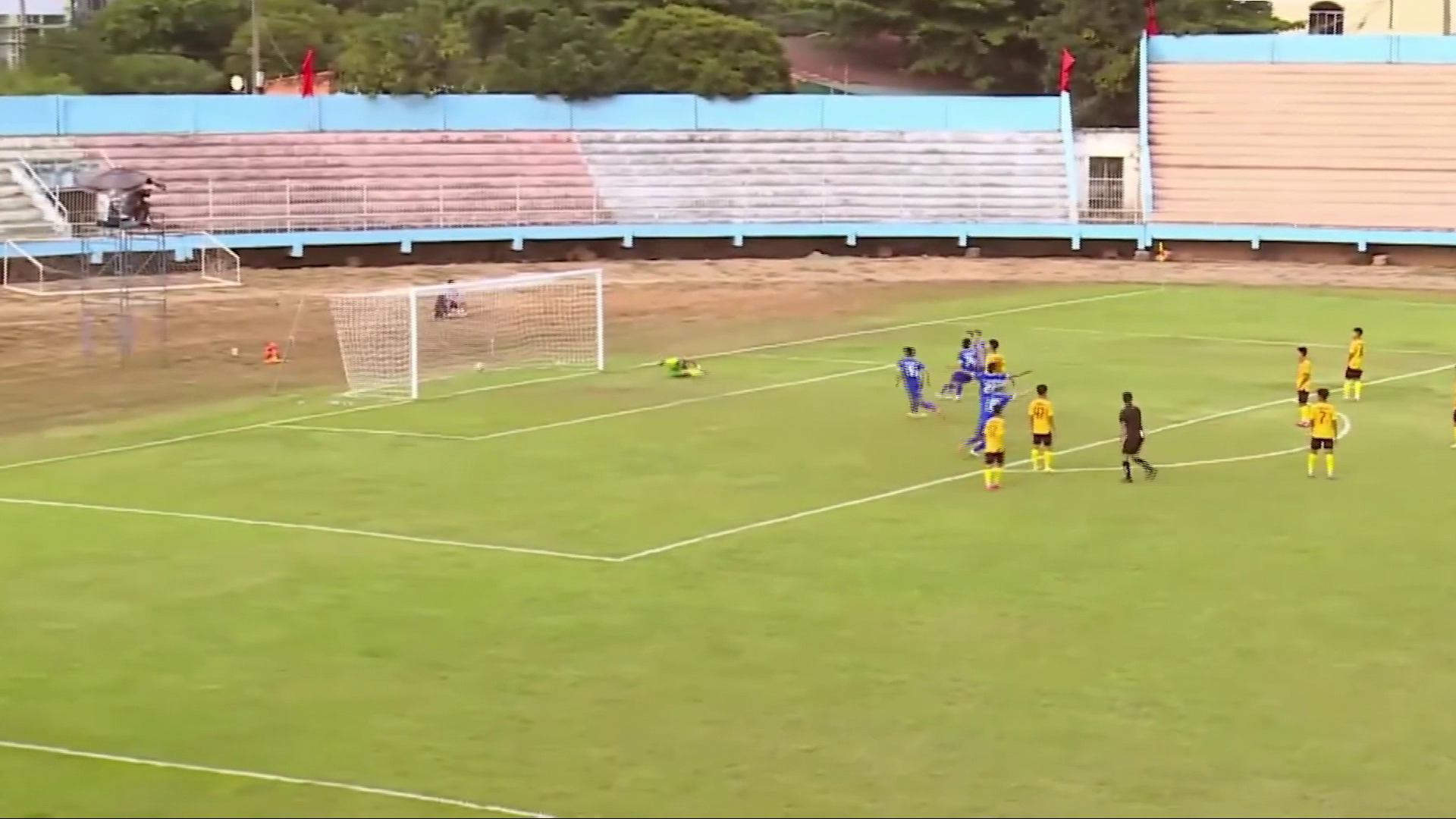 Bắc Ninh FC thắng đội chủ nhà Đắc Lắk 2-0