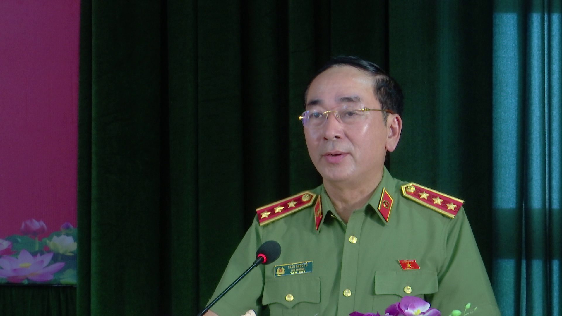 Thượng tướng Trần Quốc Tỏ, Thứ trưởng Bộ Công an tiếp xúc cử tri phường Bồng Lai, thị xã Quế Võ