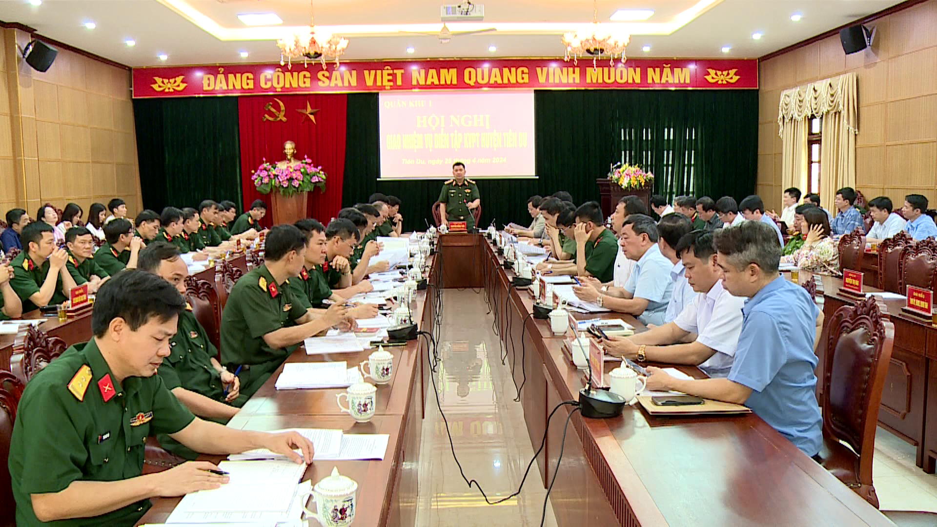 Hội nghị giao nhiệm vụ diễn tập khu vực phòng thủ huyện Tiên Du